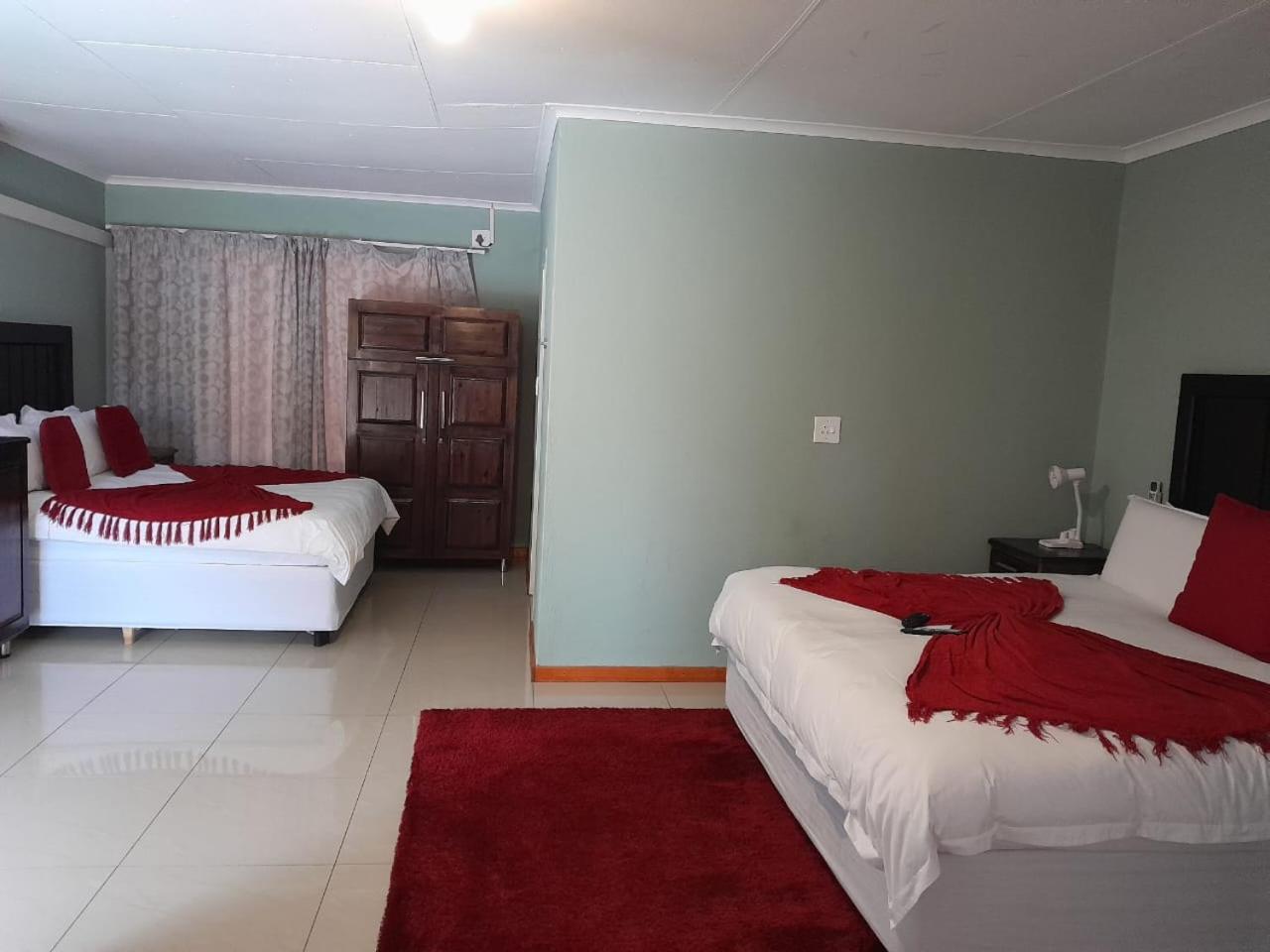 Deluxe Double Room - Photo 2