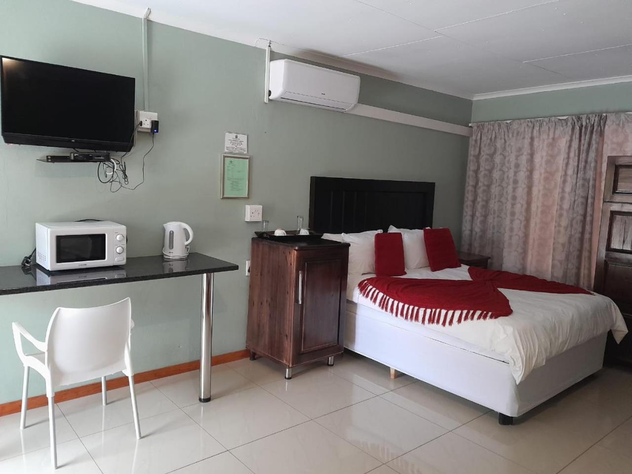 Deluxe Double Room - Photo 4