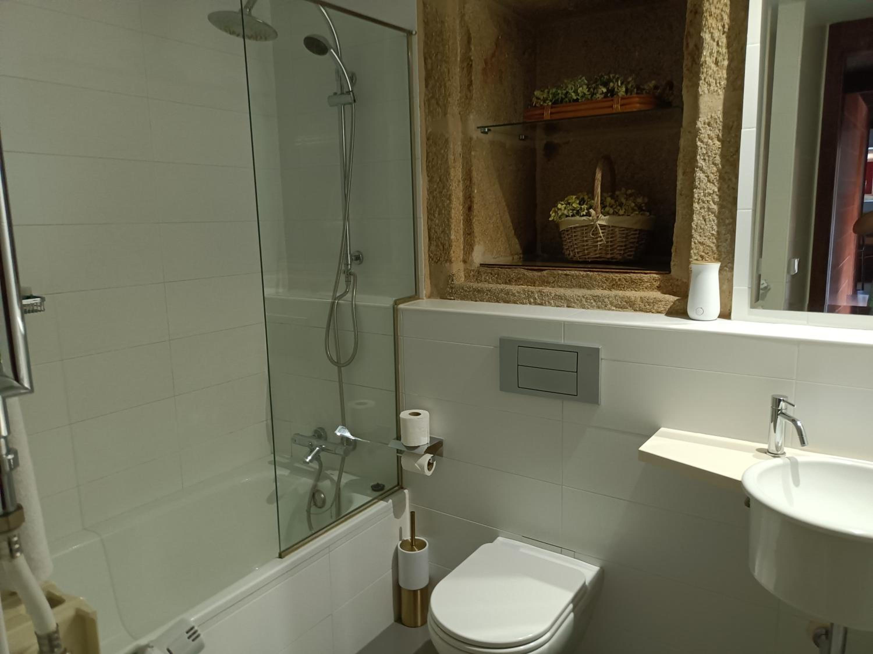 Double Room - Photo 22
