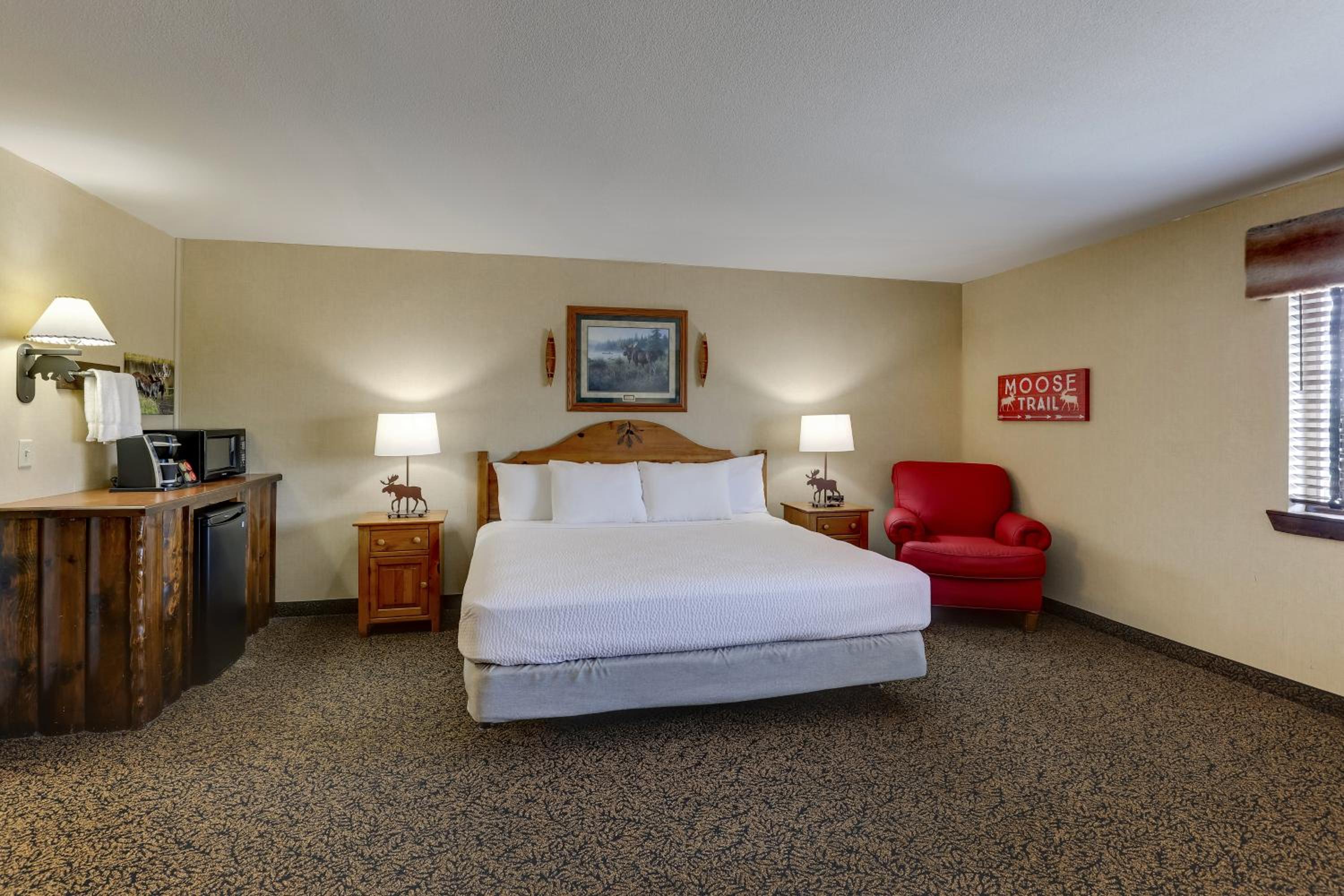 Suite with Hot Tub photo 3