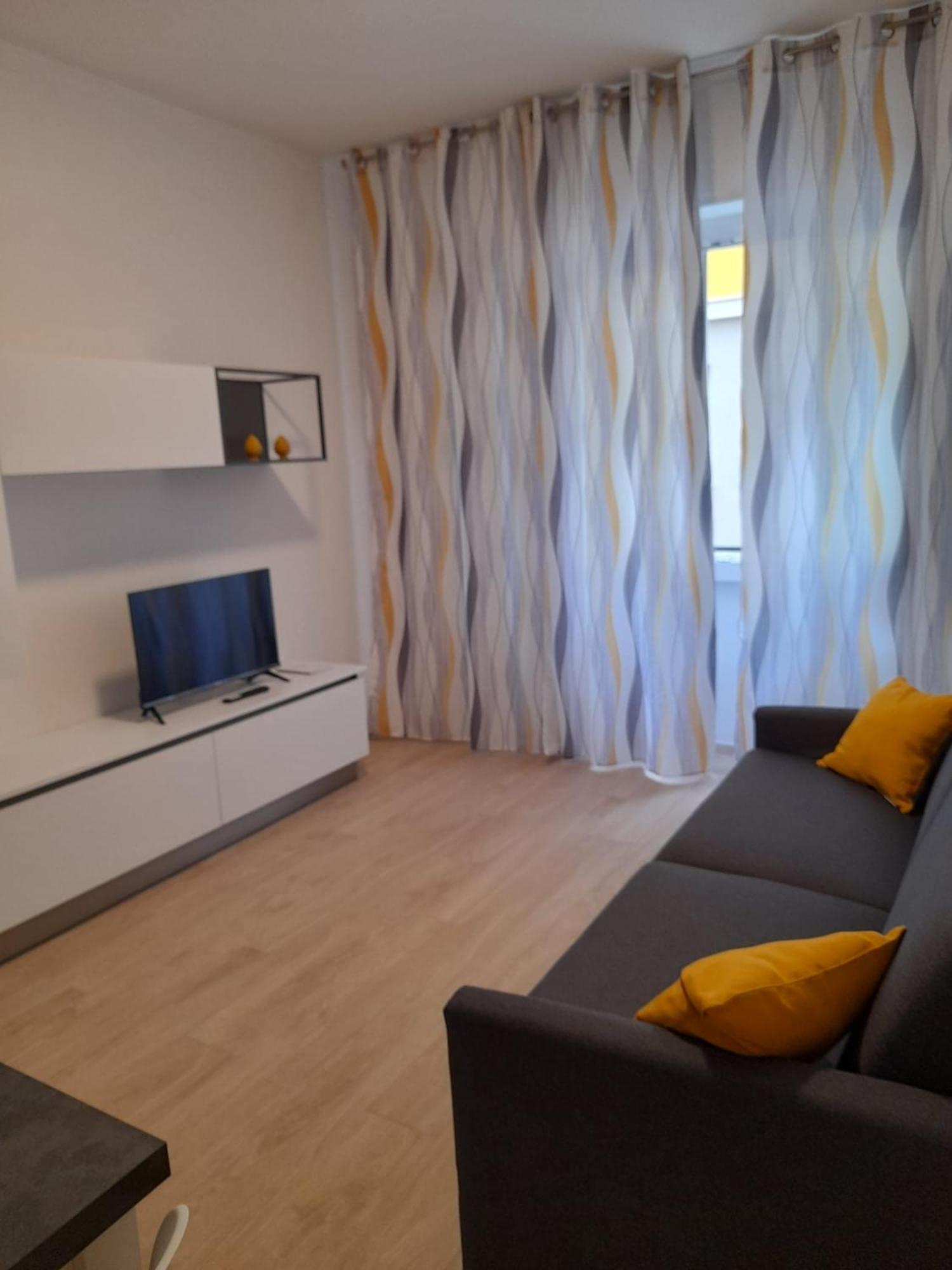 Apartment photo 3