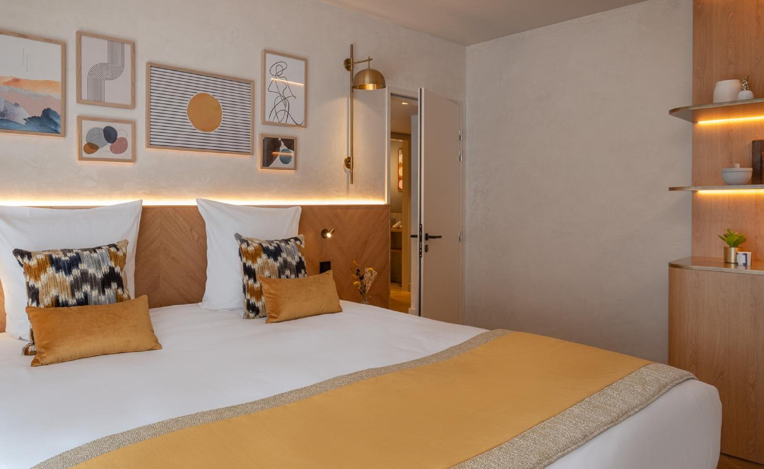 Classic Double Room - Photo 4