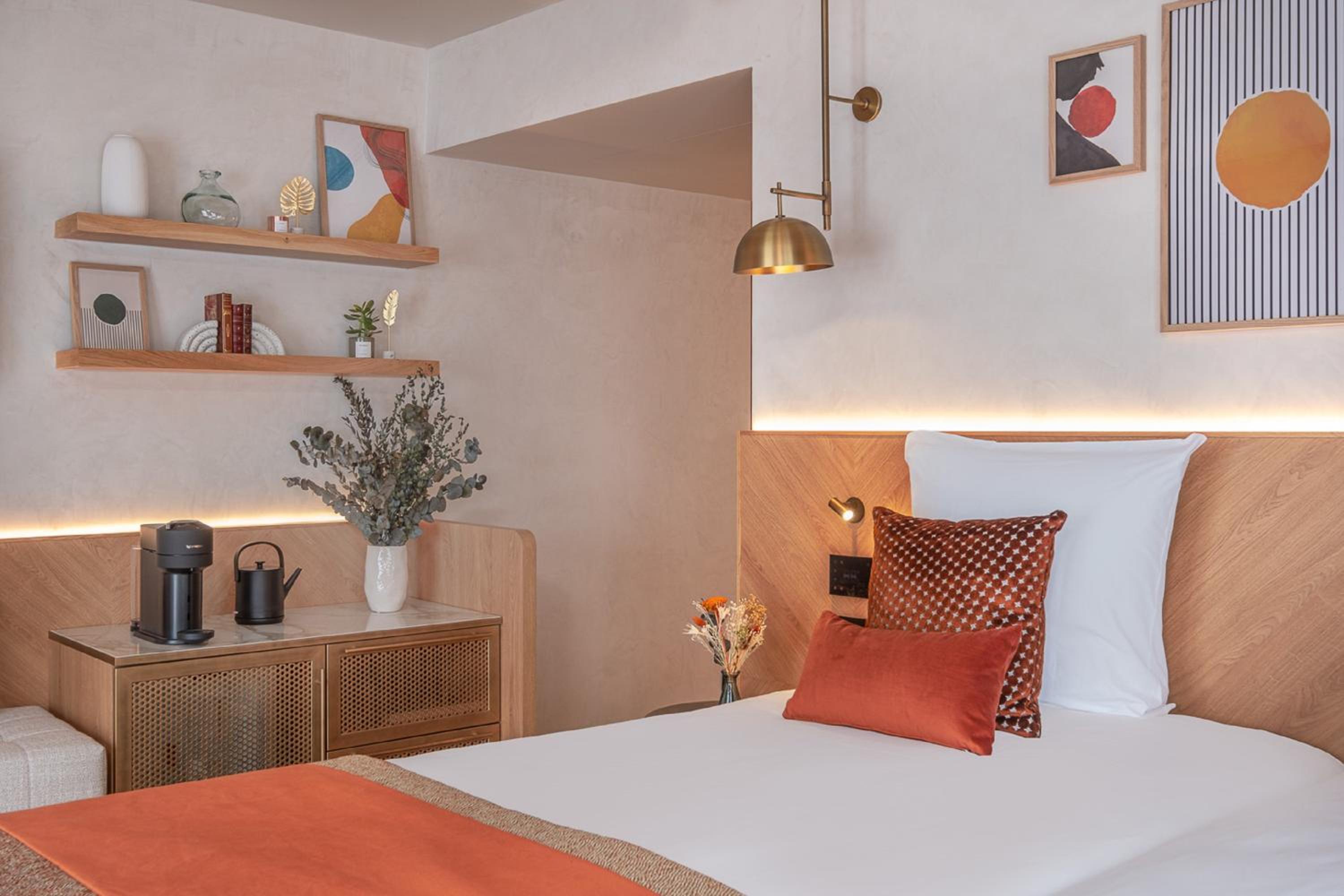 Deluxe Double Room - Photo 5