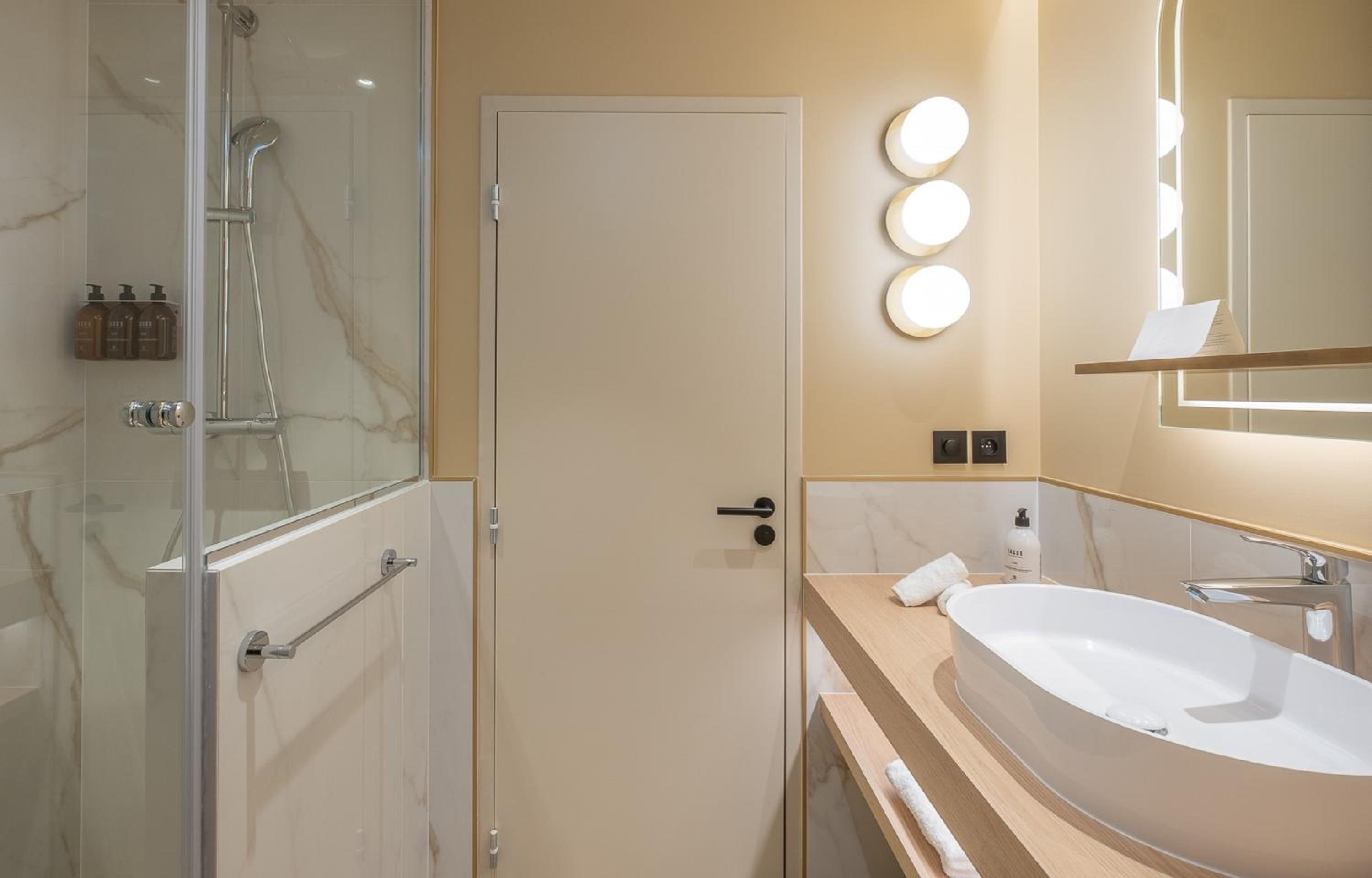 Executive Double Room - Photo 4