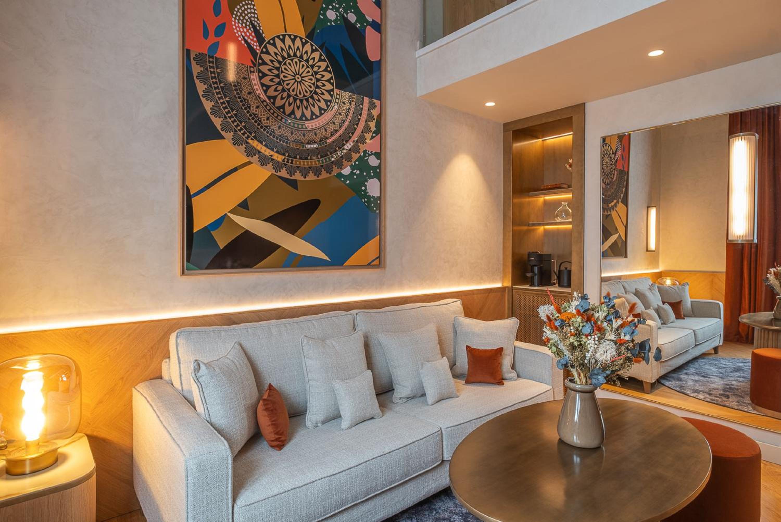 Duplex Suite - Photo 3