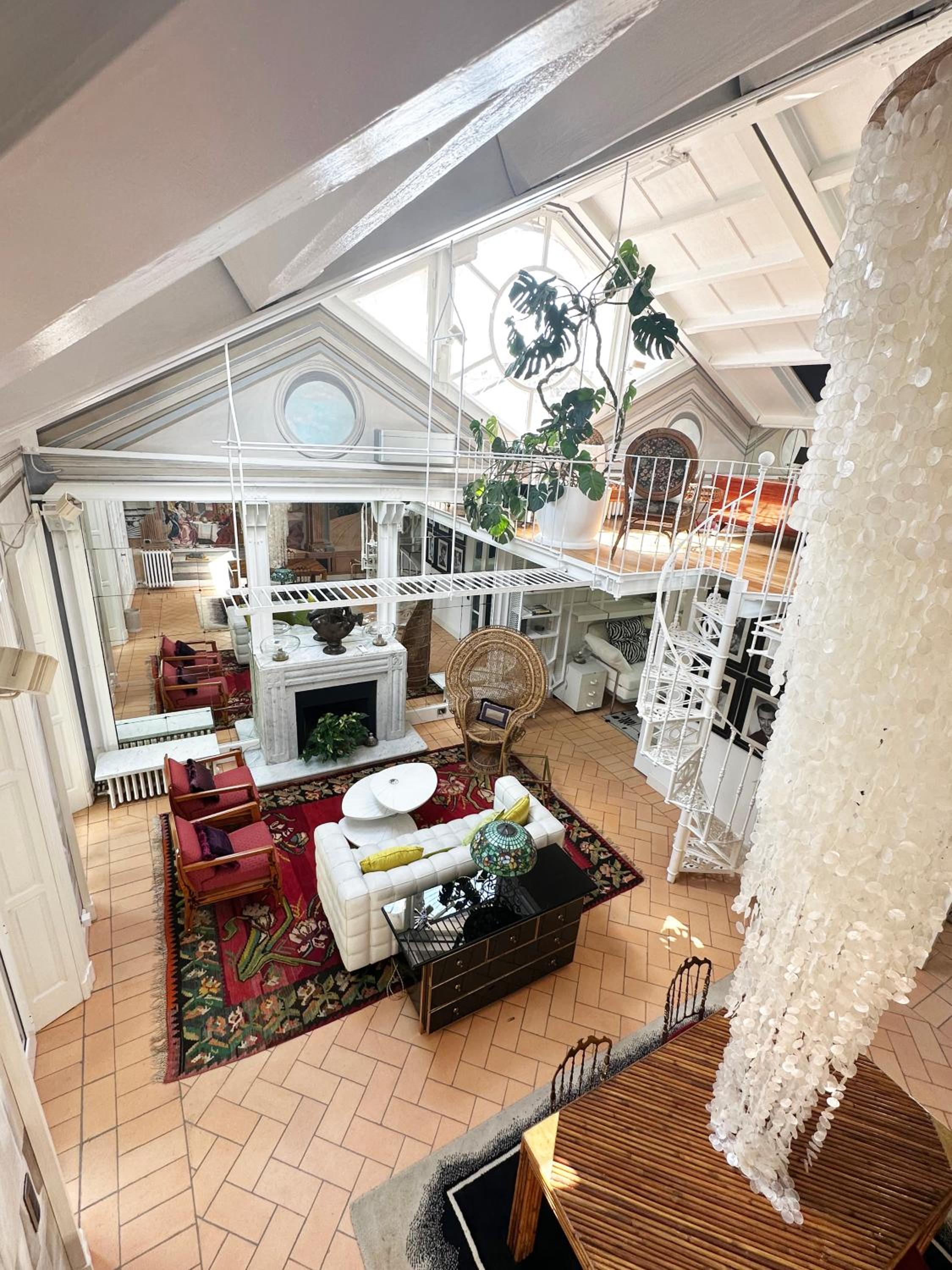 Superior Apartment