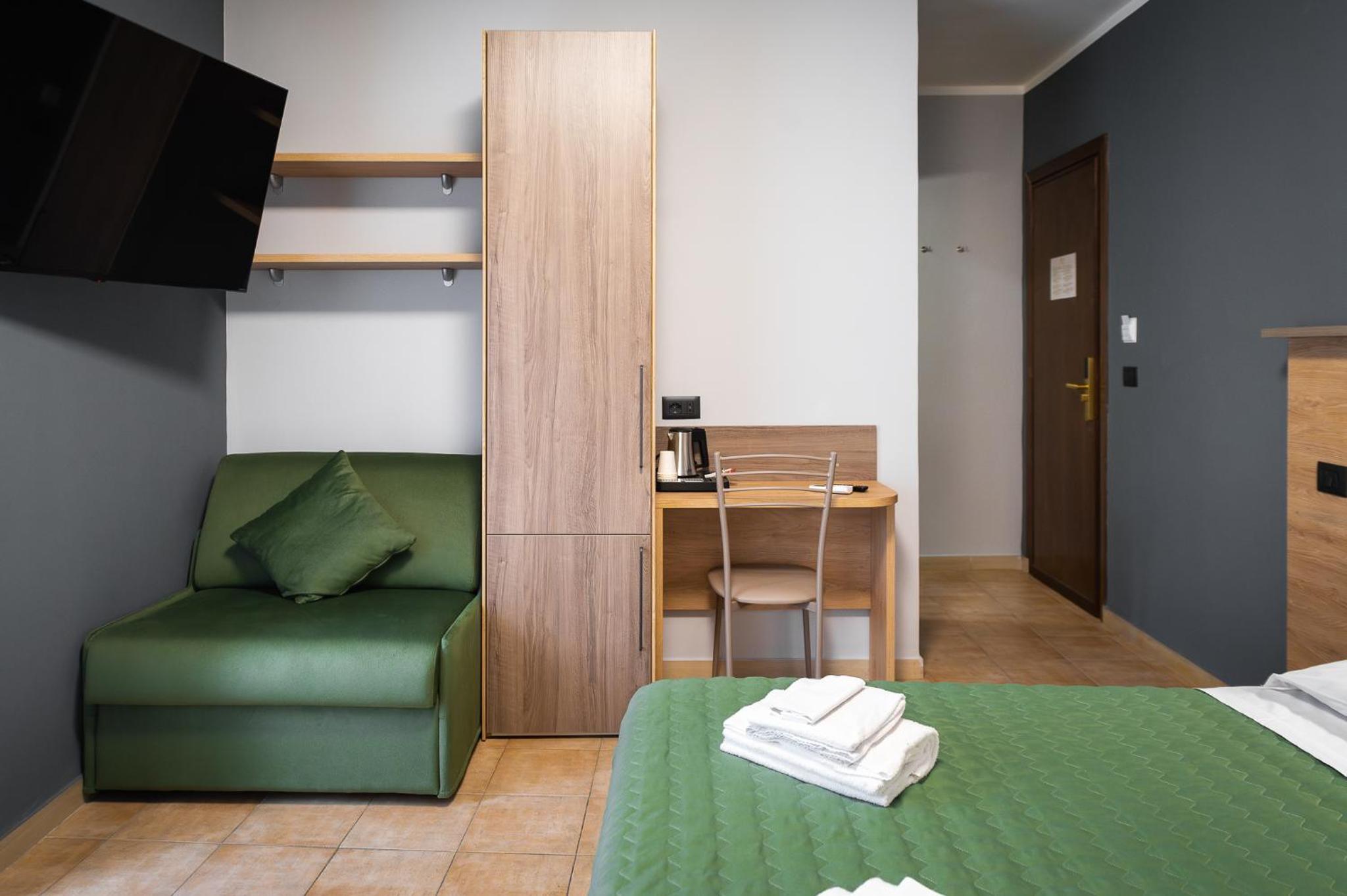 Deluxe Triple Room photo 2