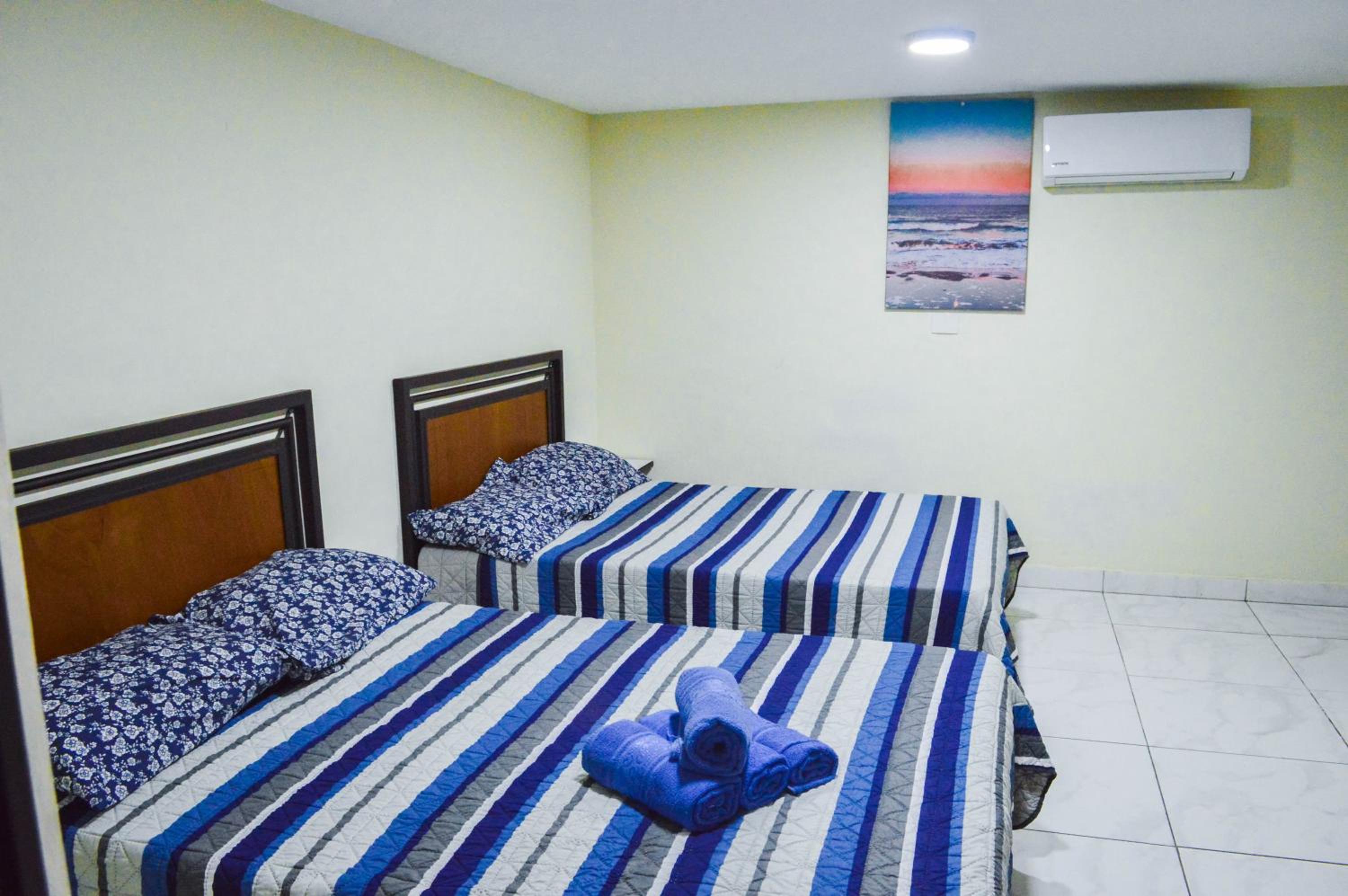 Economy Quadruple Room photo 1