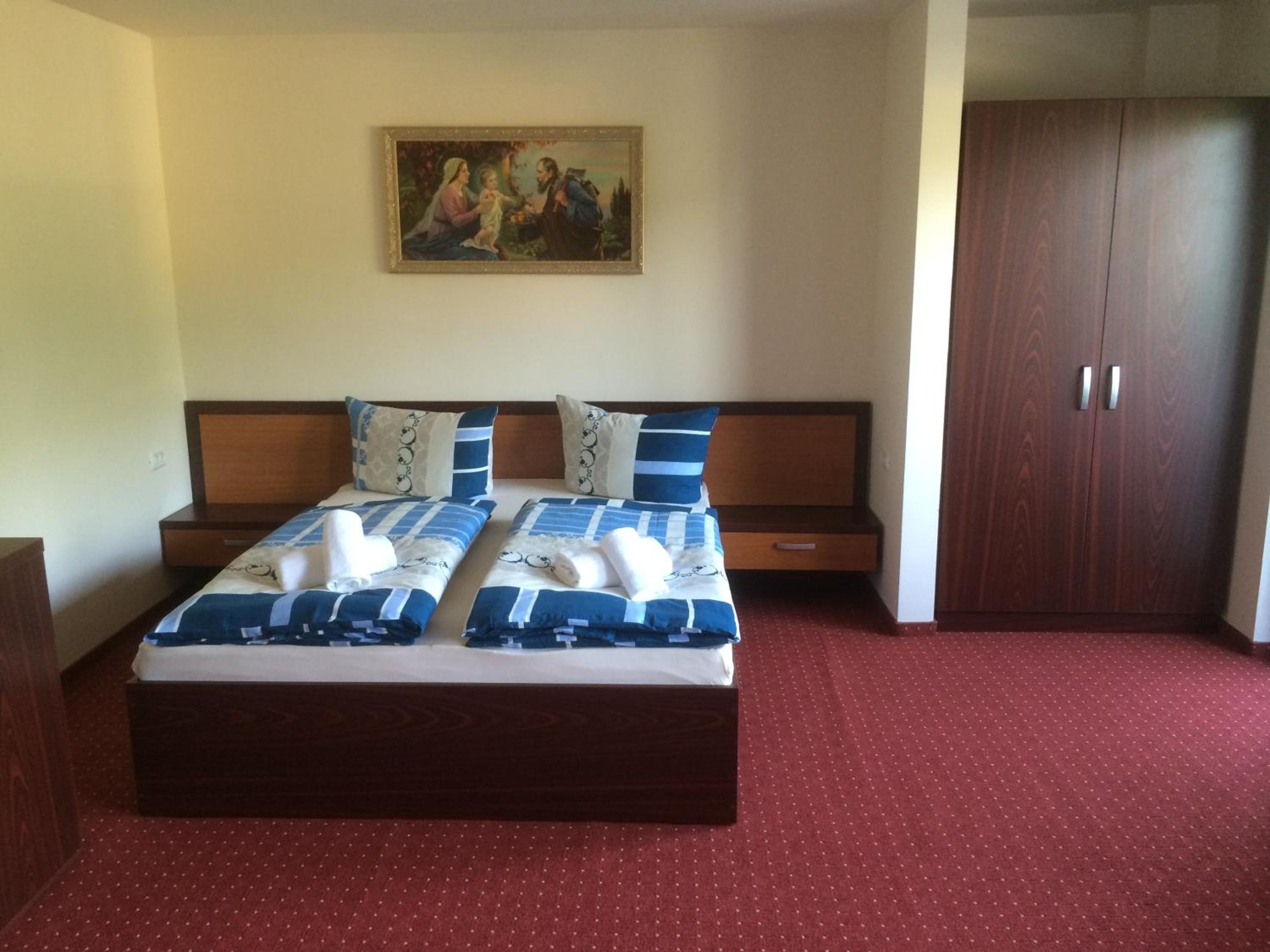 Suite with Balcony - Photo 3