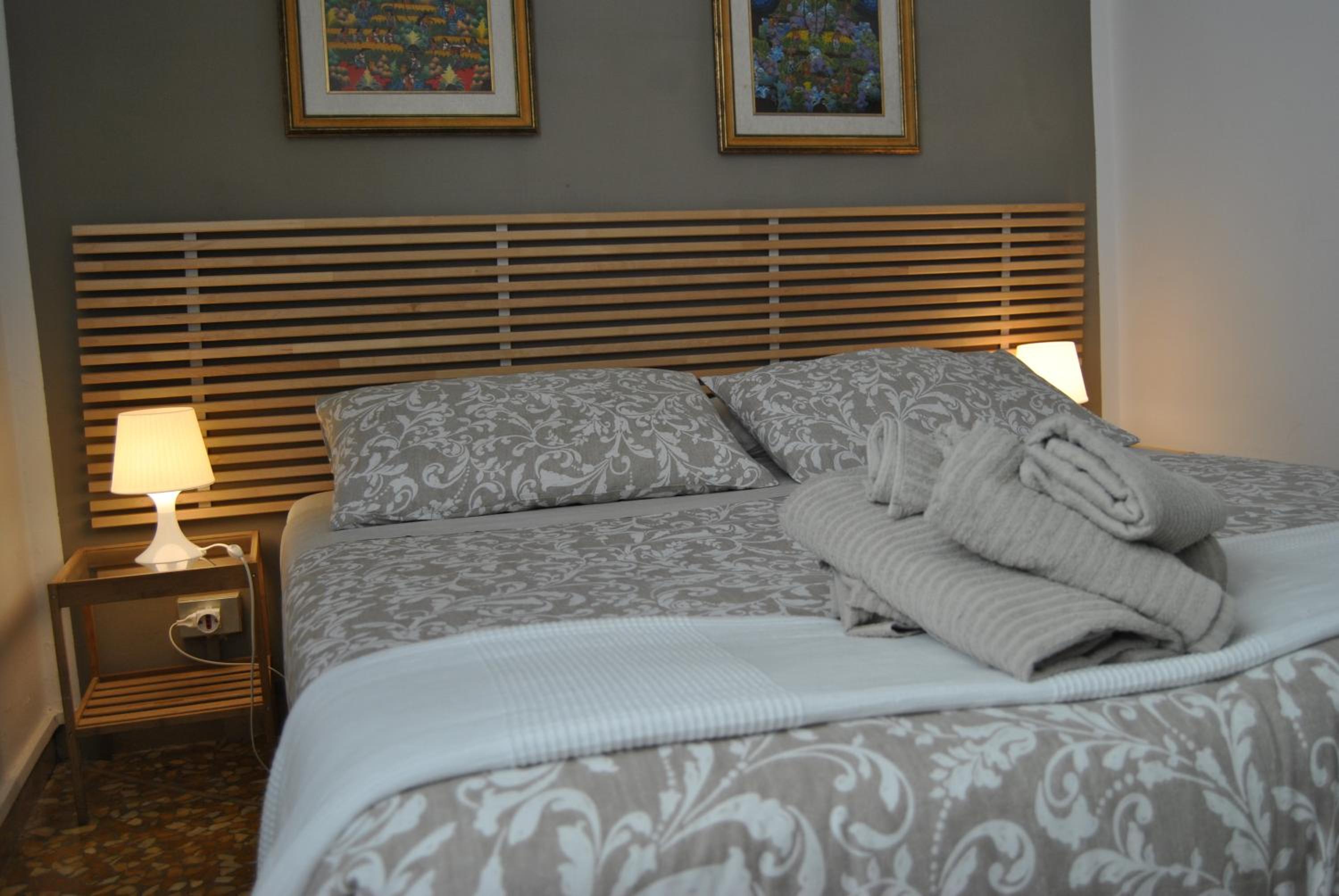 Double Room with Private External Bathroom photo 1