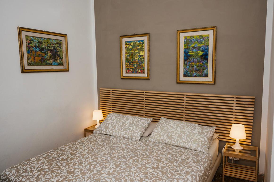 Double Room with Private External Bathroom photo 2