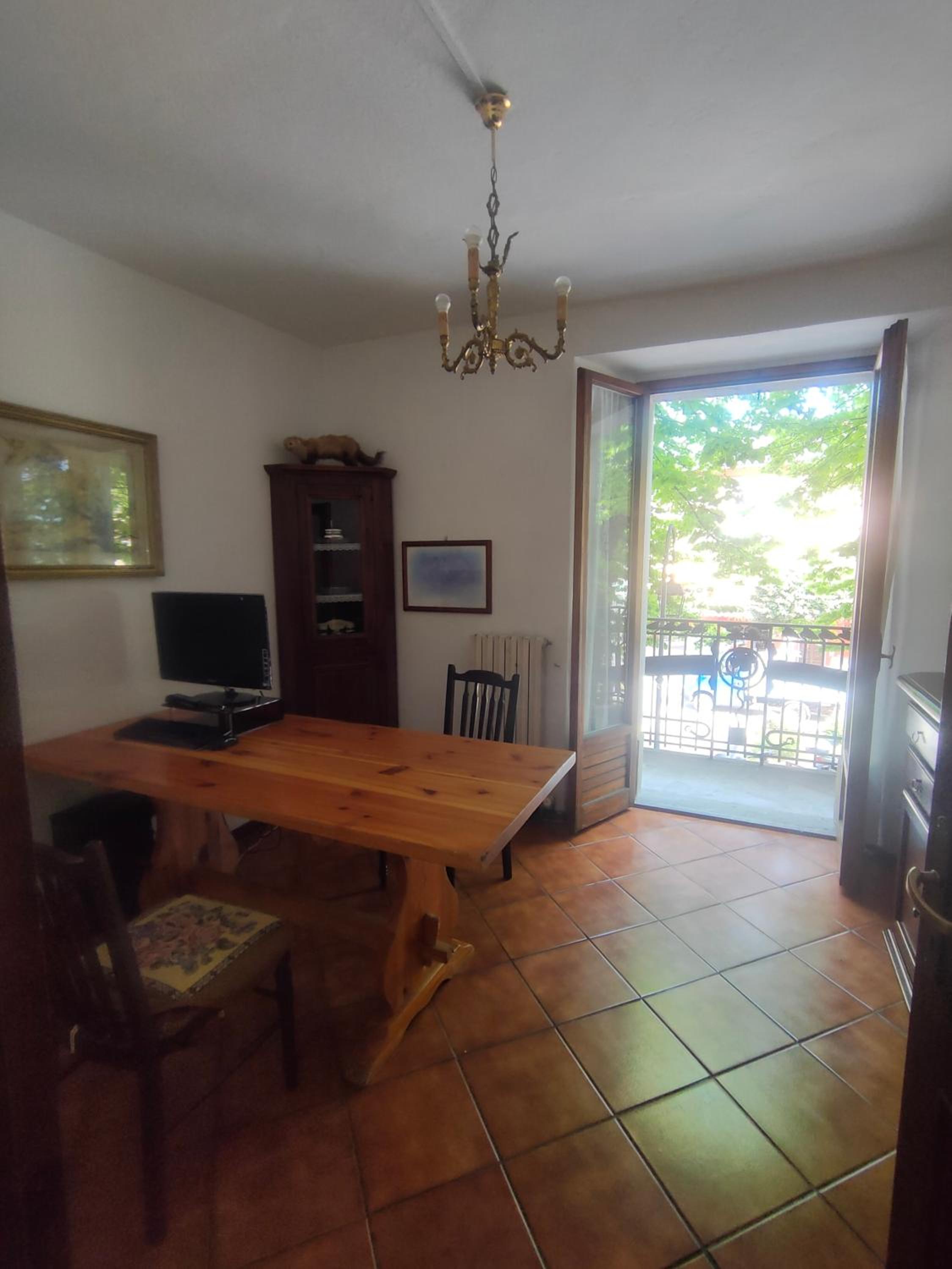 Three-Bedroom Apartment photo 1