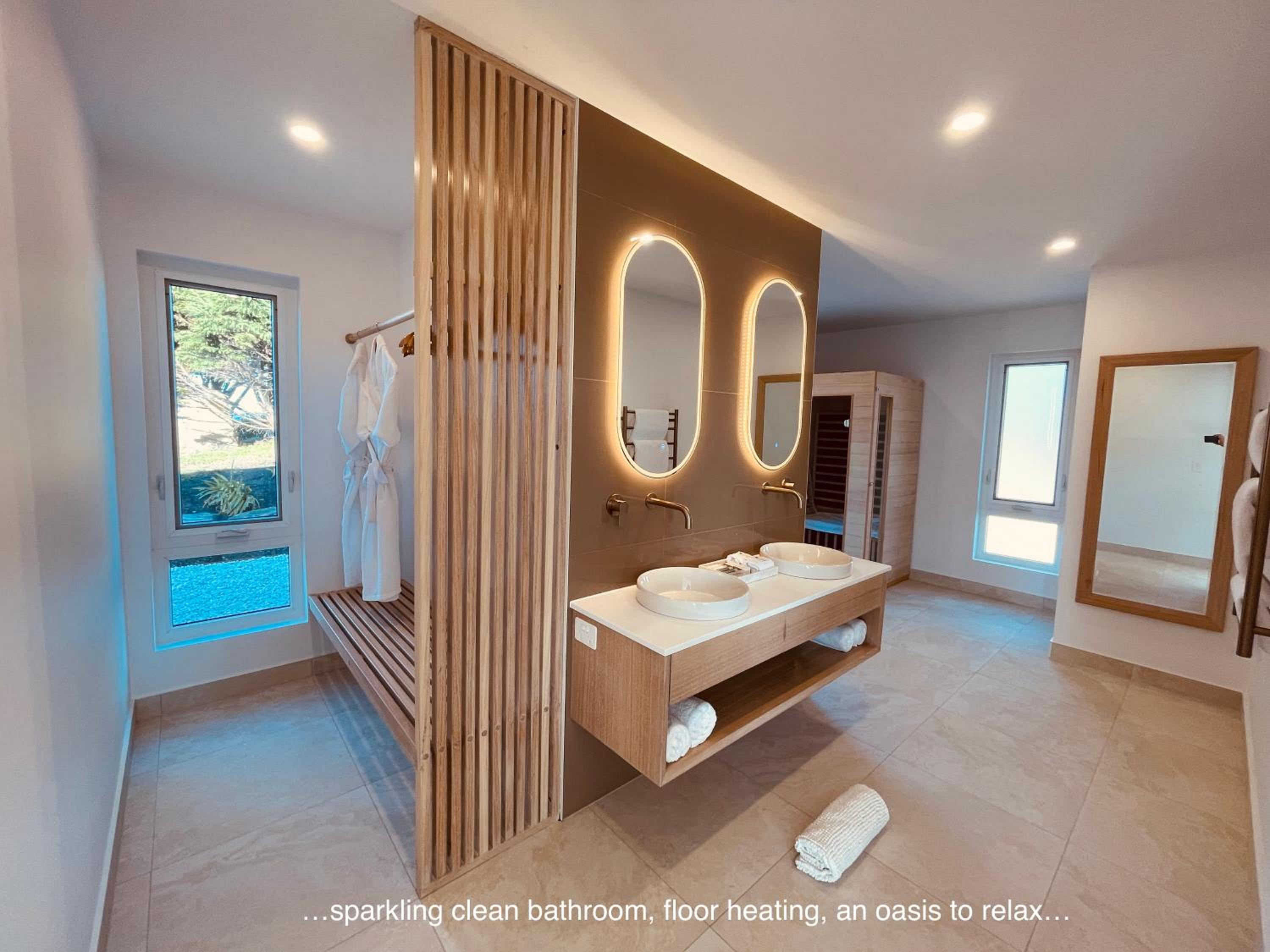 Villa with Private Pool photo 3