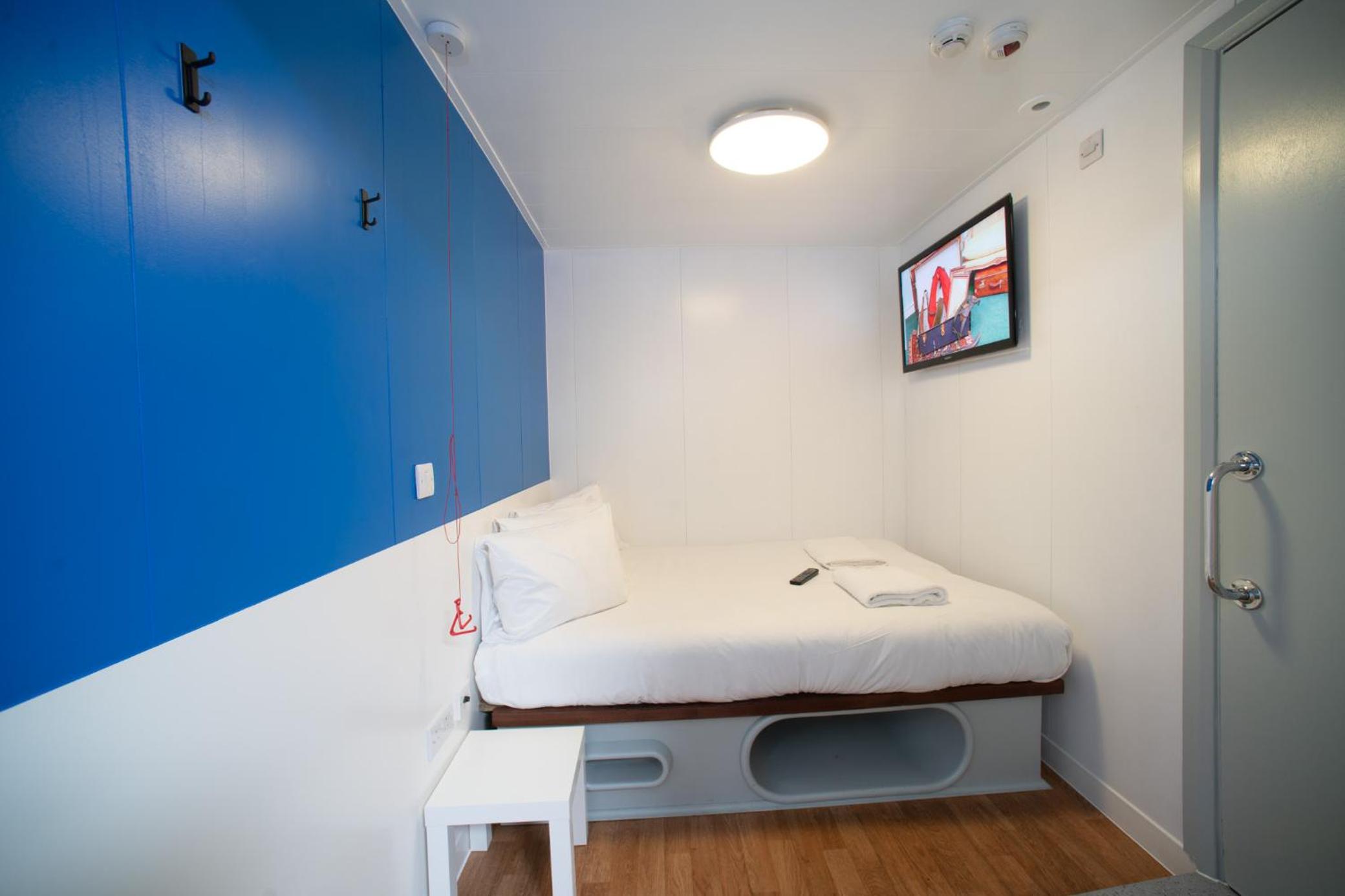 Double Room - Disability Access photo 2
