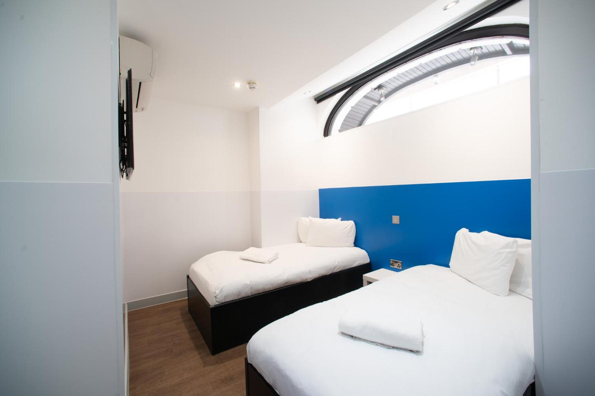 Twin Room without Window photo 2