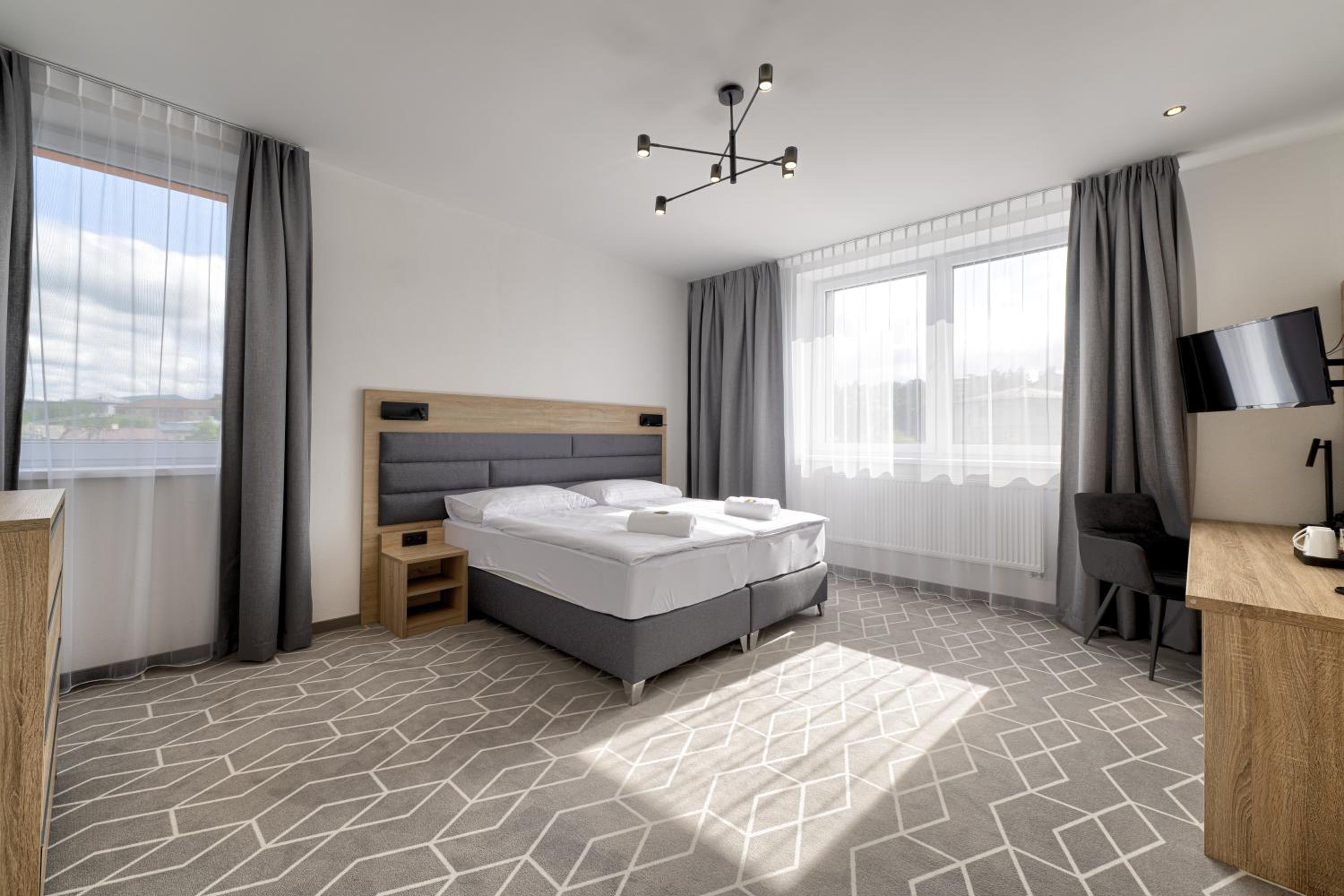 Deluxe Double or Twin Room - Photo 1