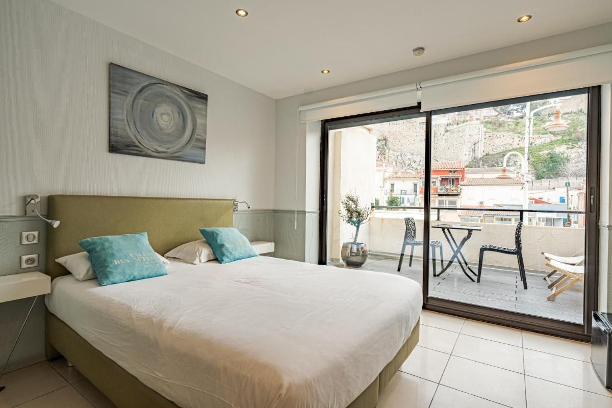 Double Room with Terrace