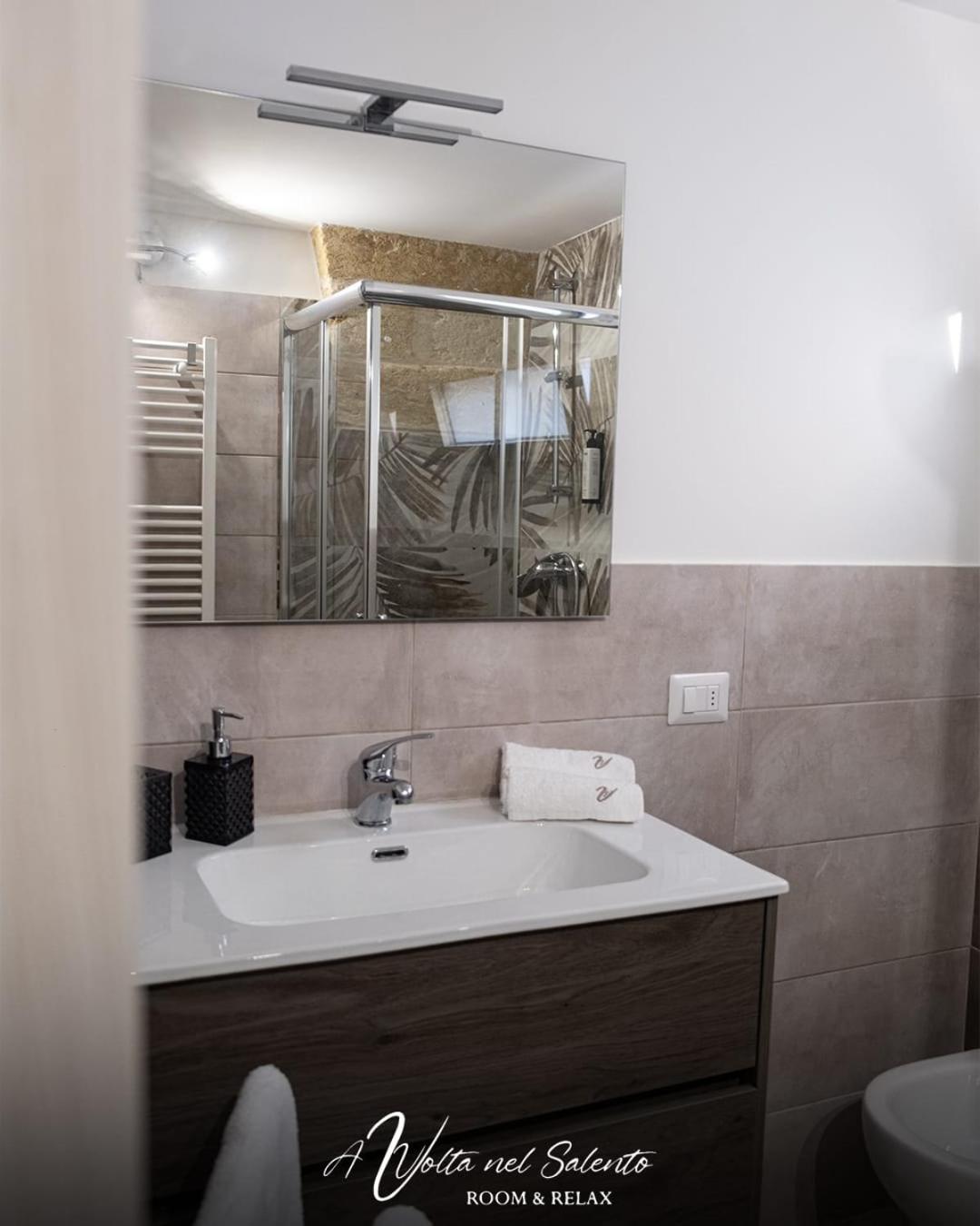 Suite with Private Pool photo 2
