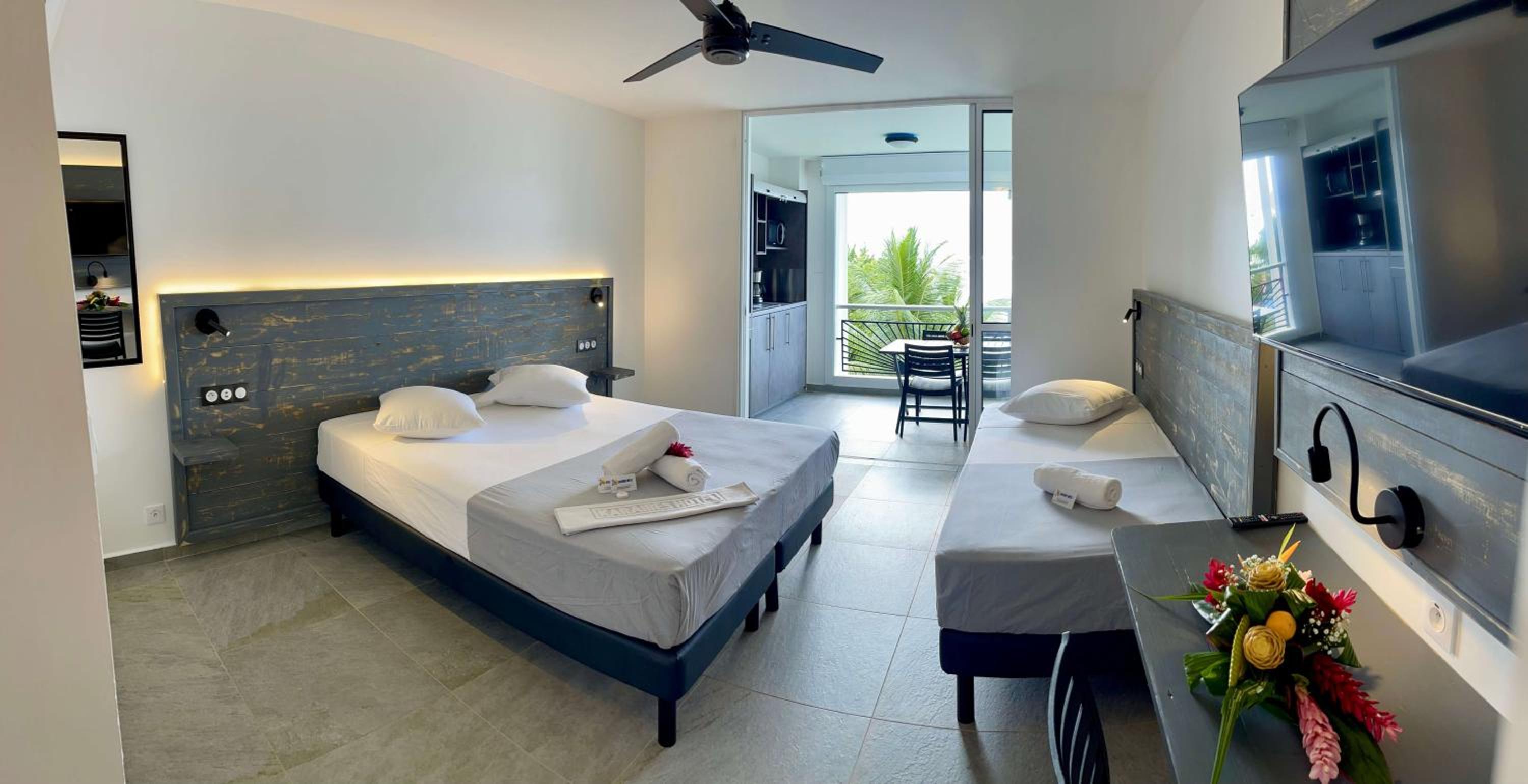 Studio with Sea View