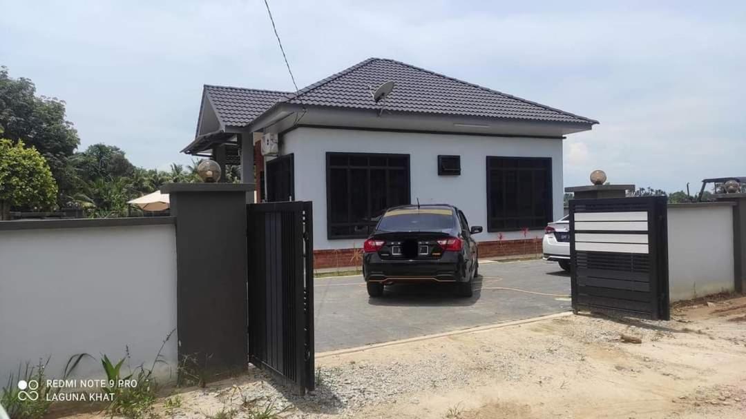 One-Bedroom House photo 2