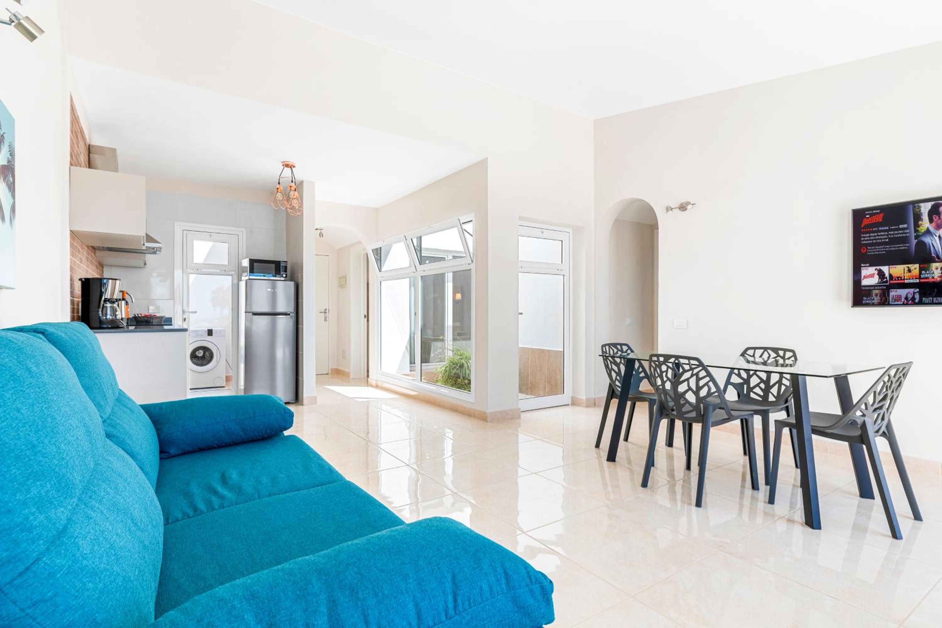 2 Bedrooms Bungalow with Chill Out Terrace + Jacuzzi + Sea Views photo 3