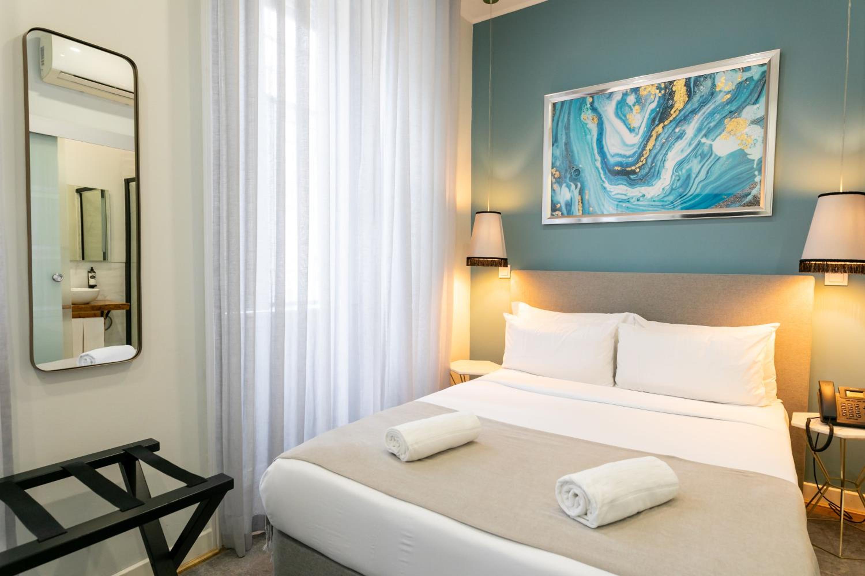 Economy Double Room - Photo 1