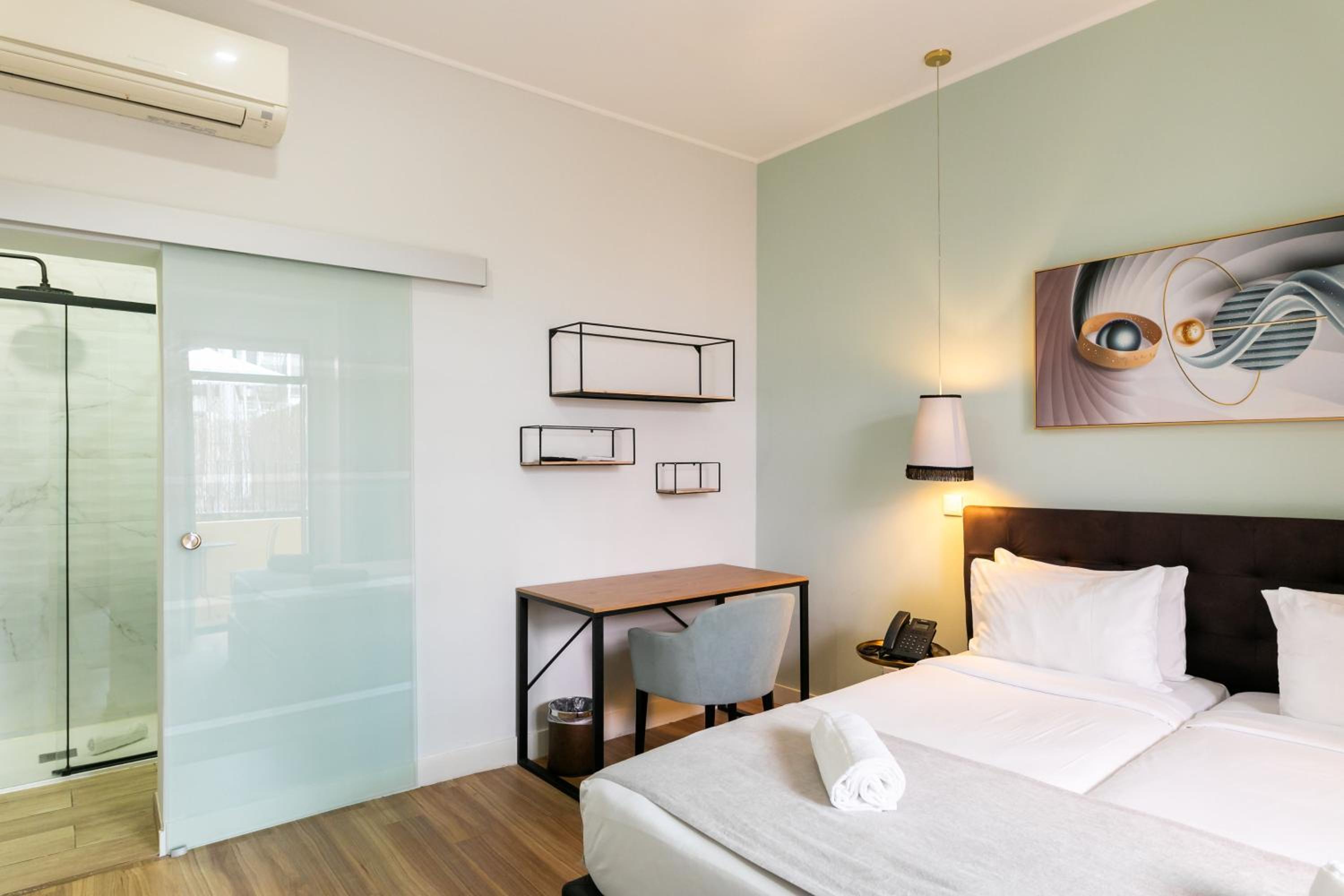 Standard Double Room - Photo 1