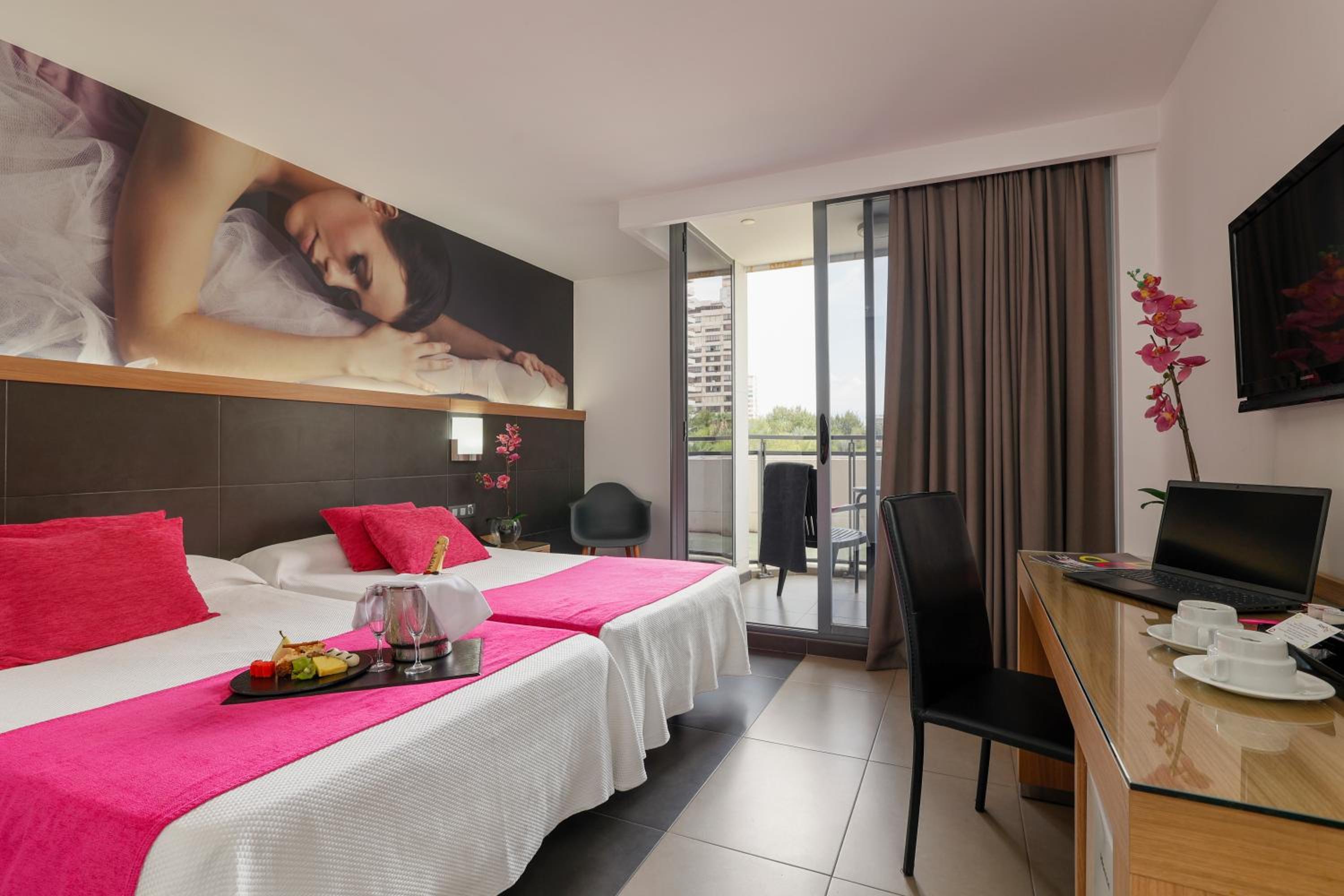 Single Room photo 3