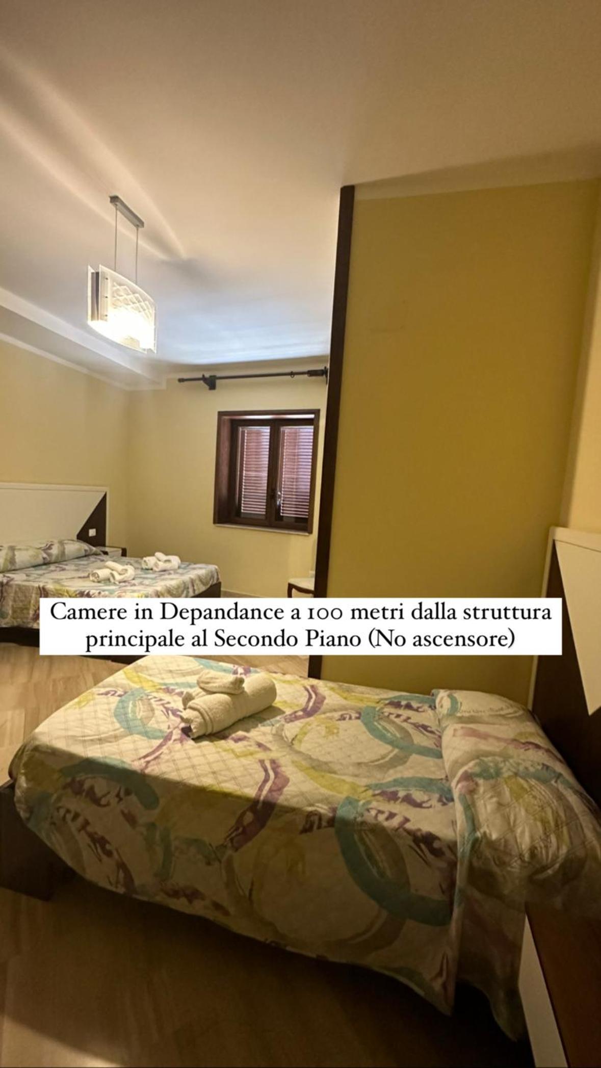 Triple Room with Private Bathroom photo 1