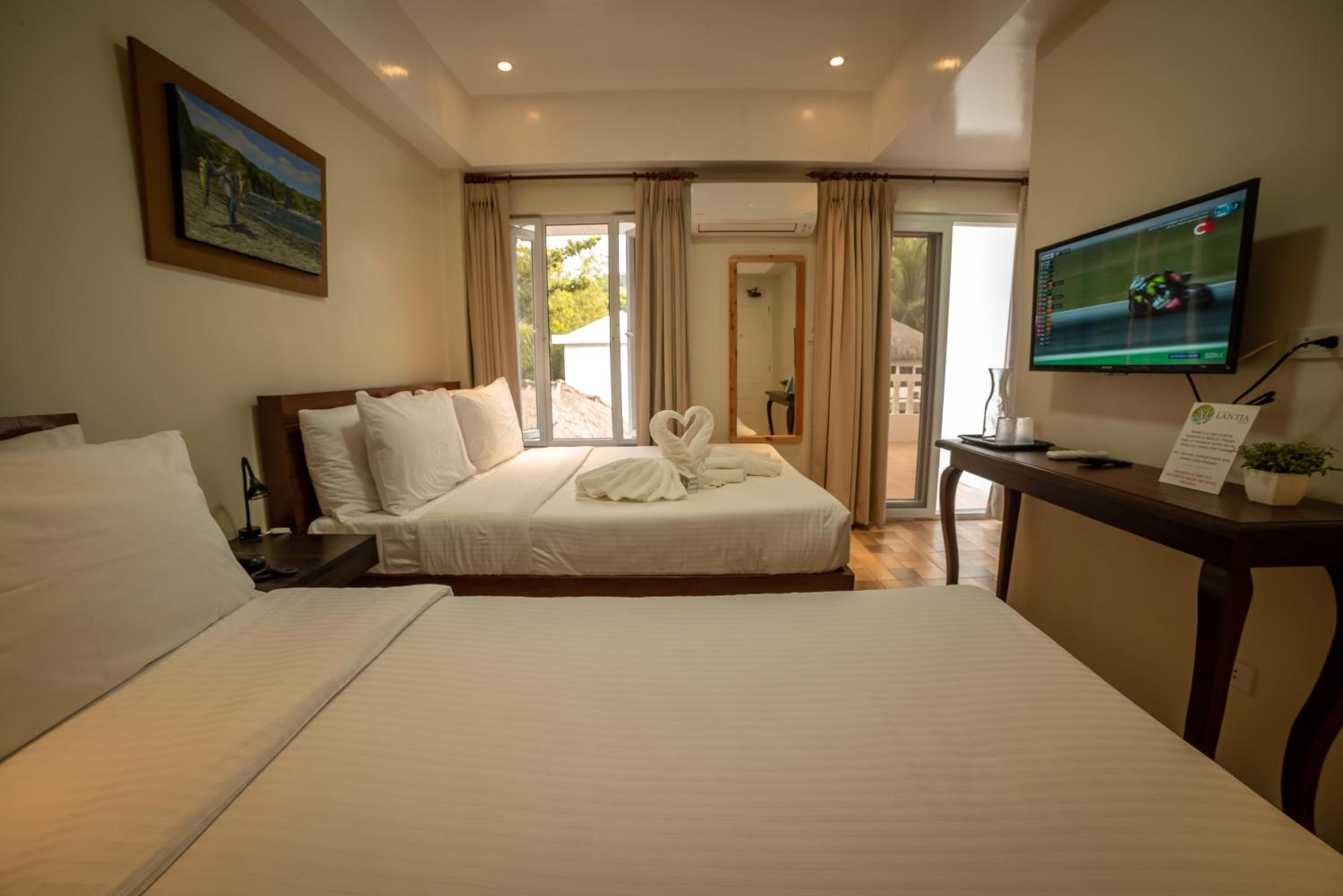 Triple Room with Mountain View