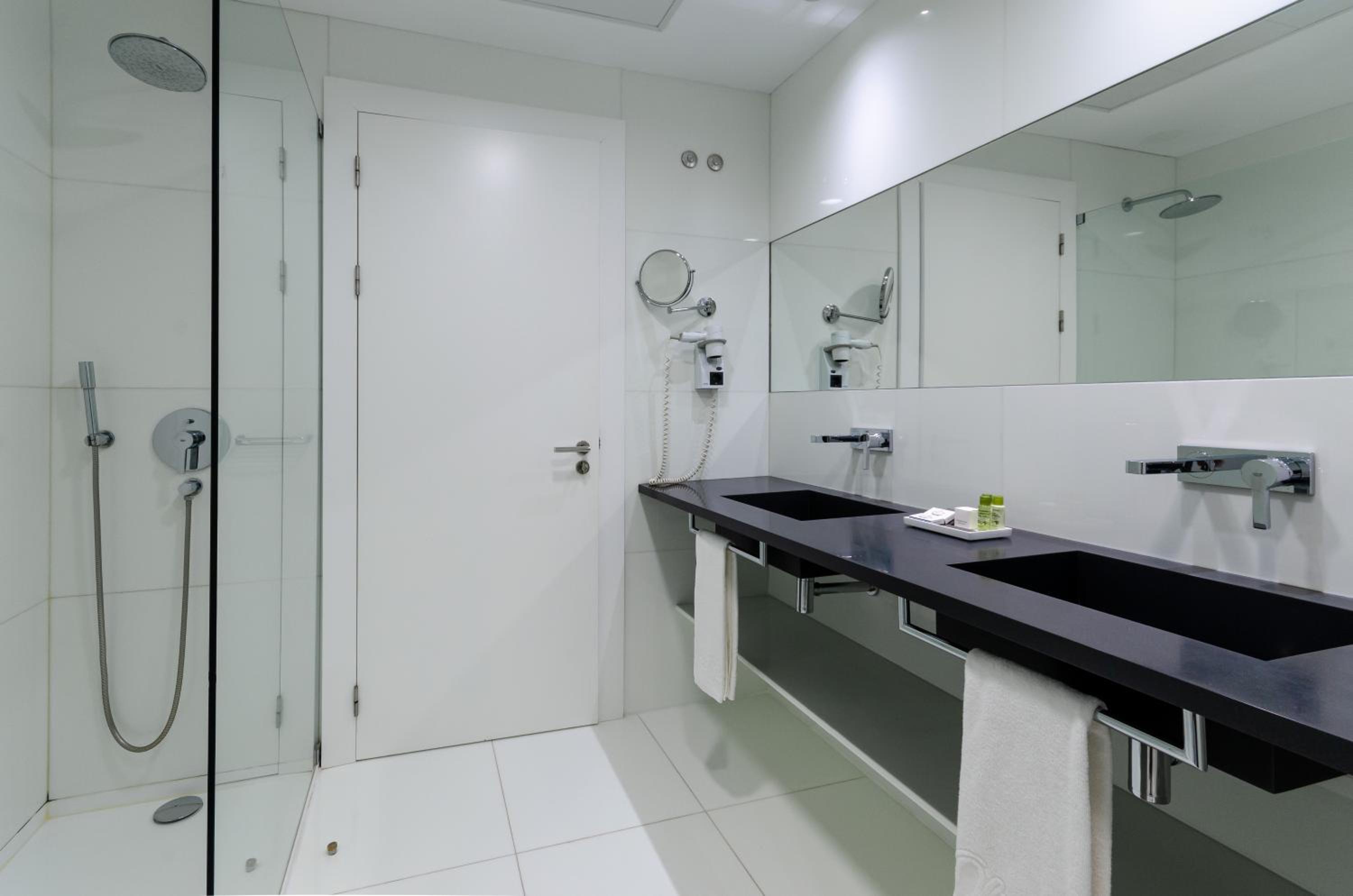 Available room