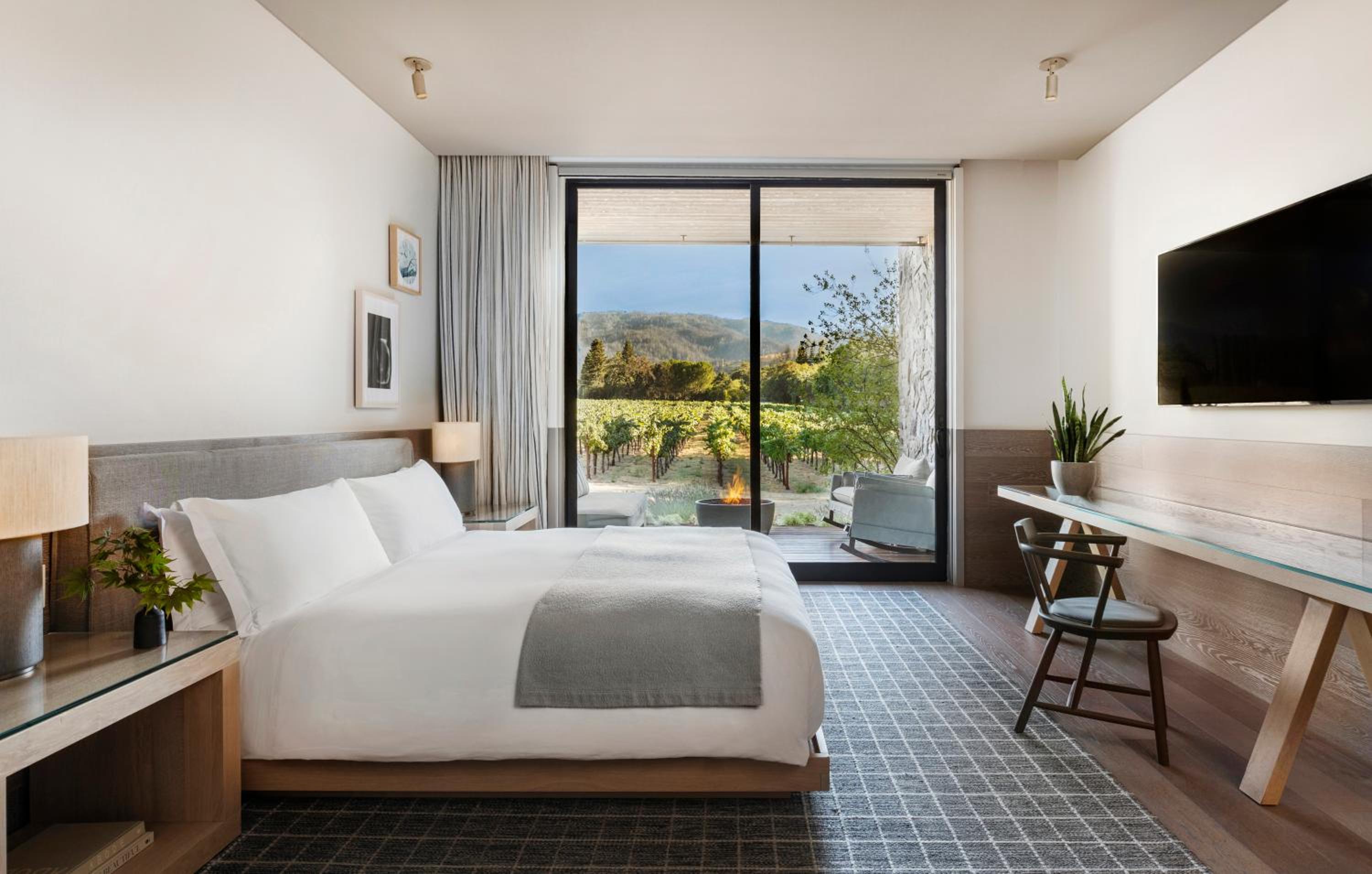 King Room with Vineyard View and Terrace