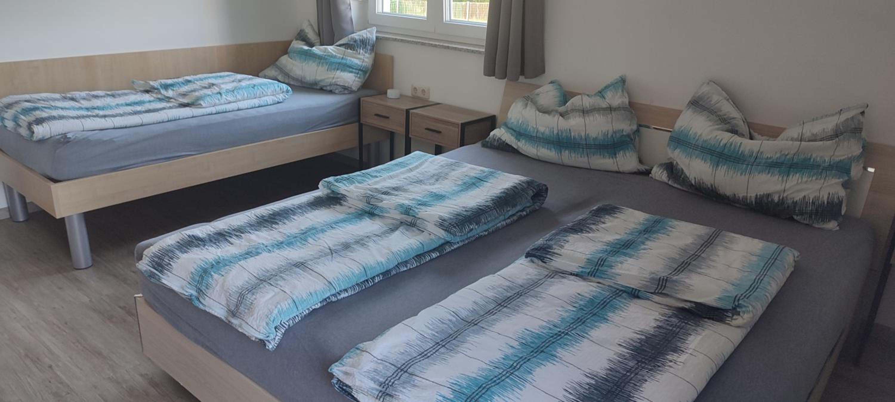 Twin Room with Private Bathroom photo 3