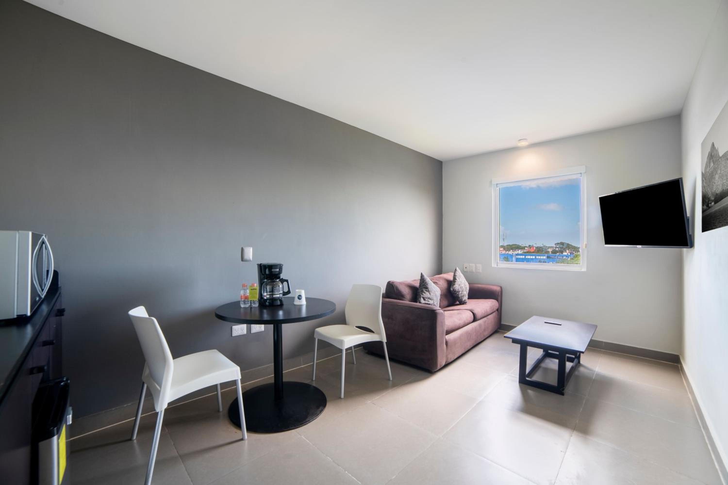 King Suite with Sofa Bed photo 1