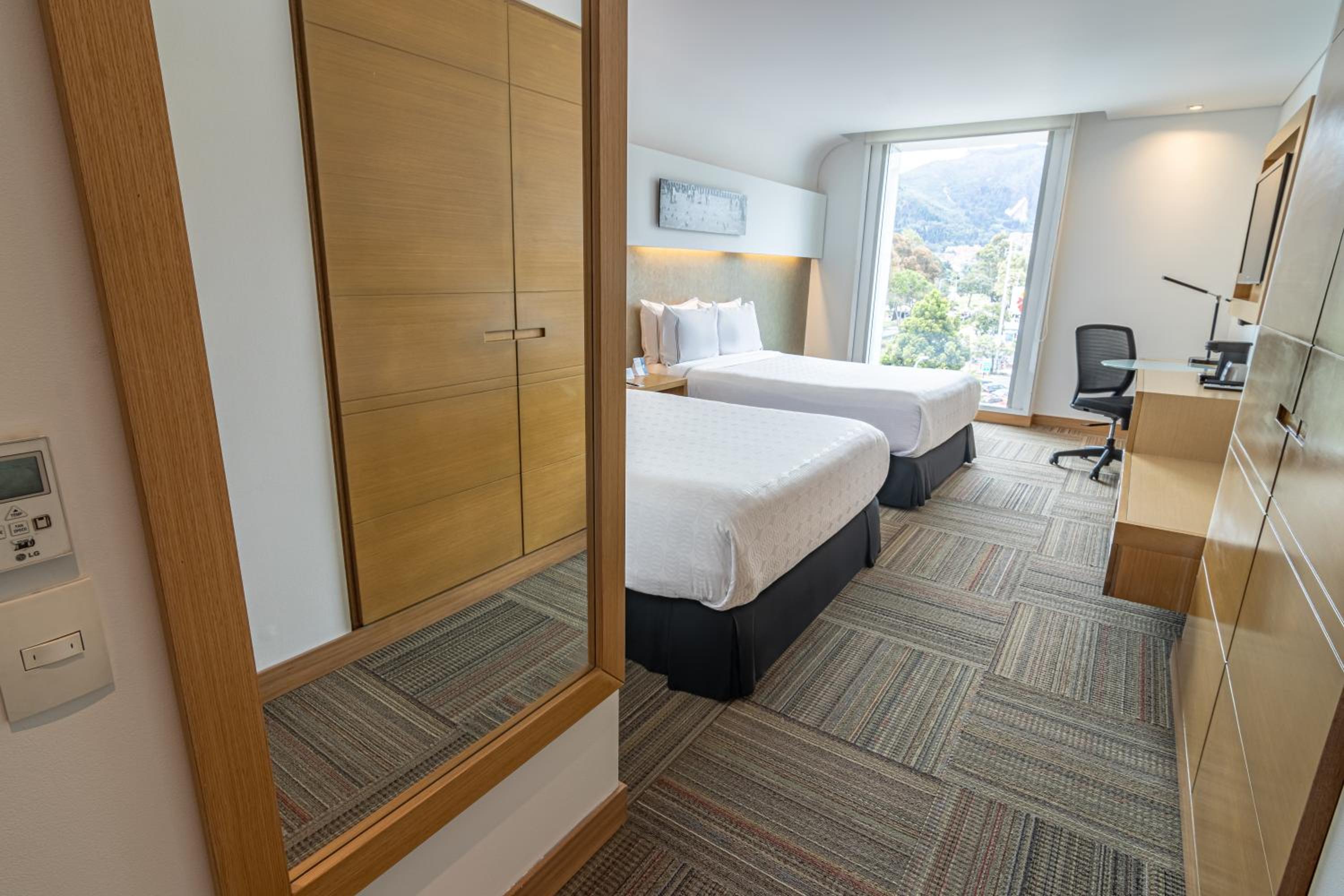 Twin Room - Photo 6