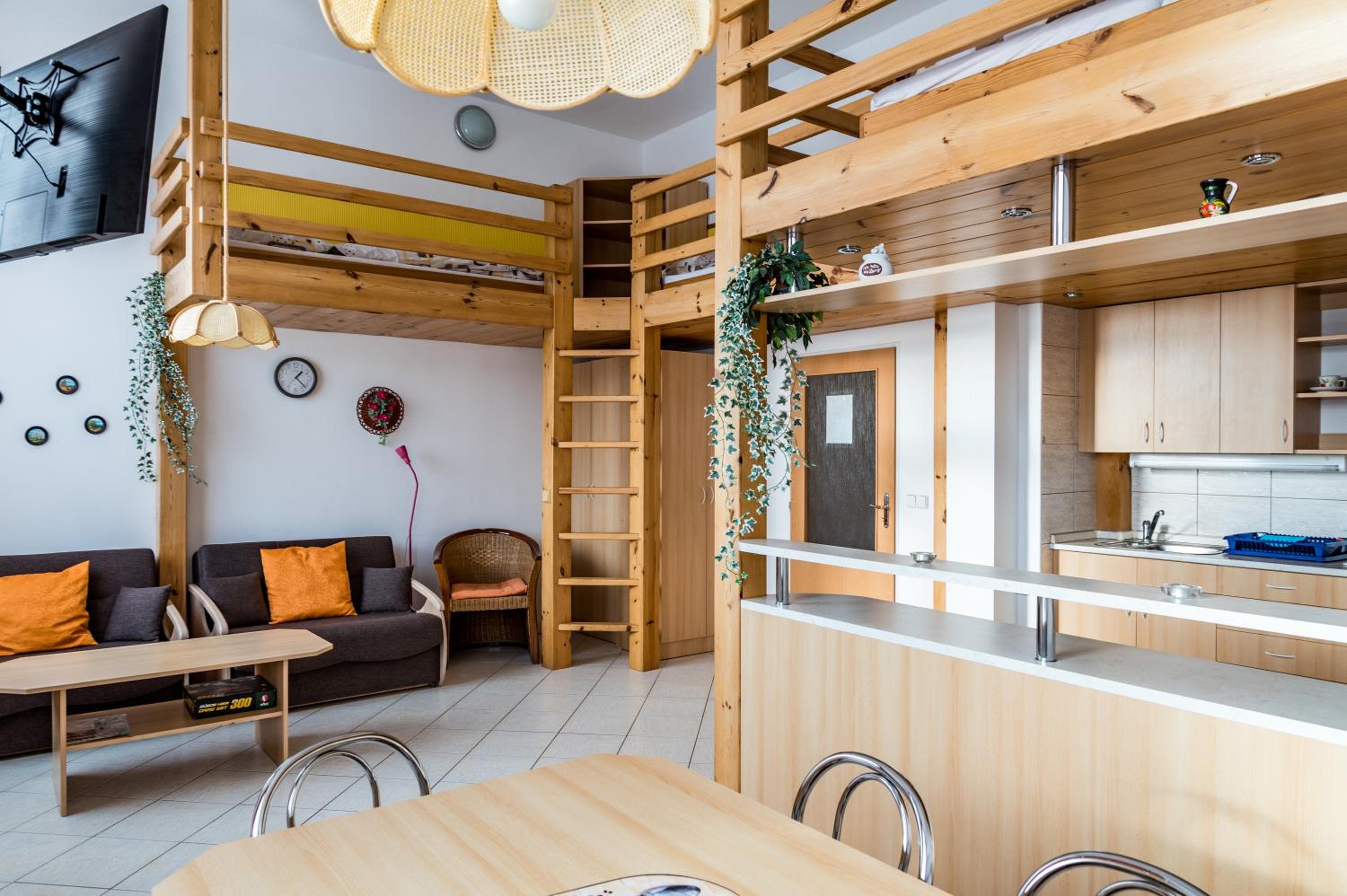 Apartment - Split Level photo 1