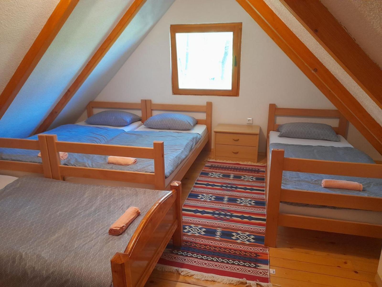 One-Bedroom House photo 1