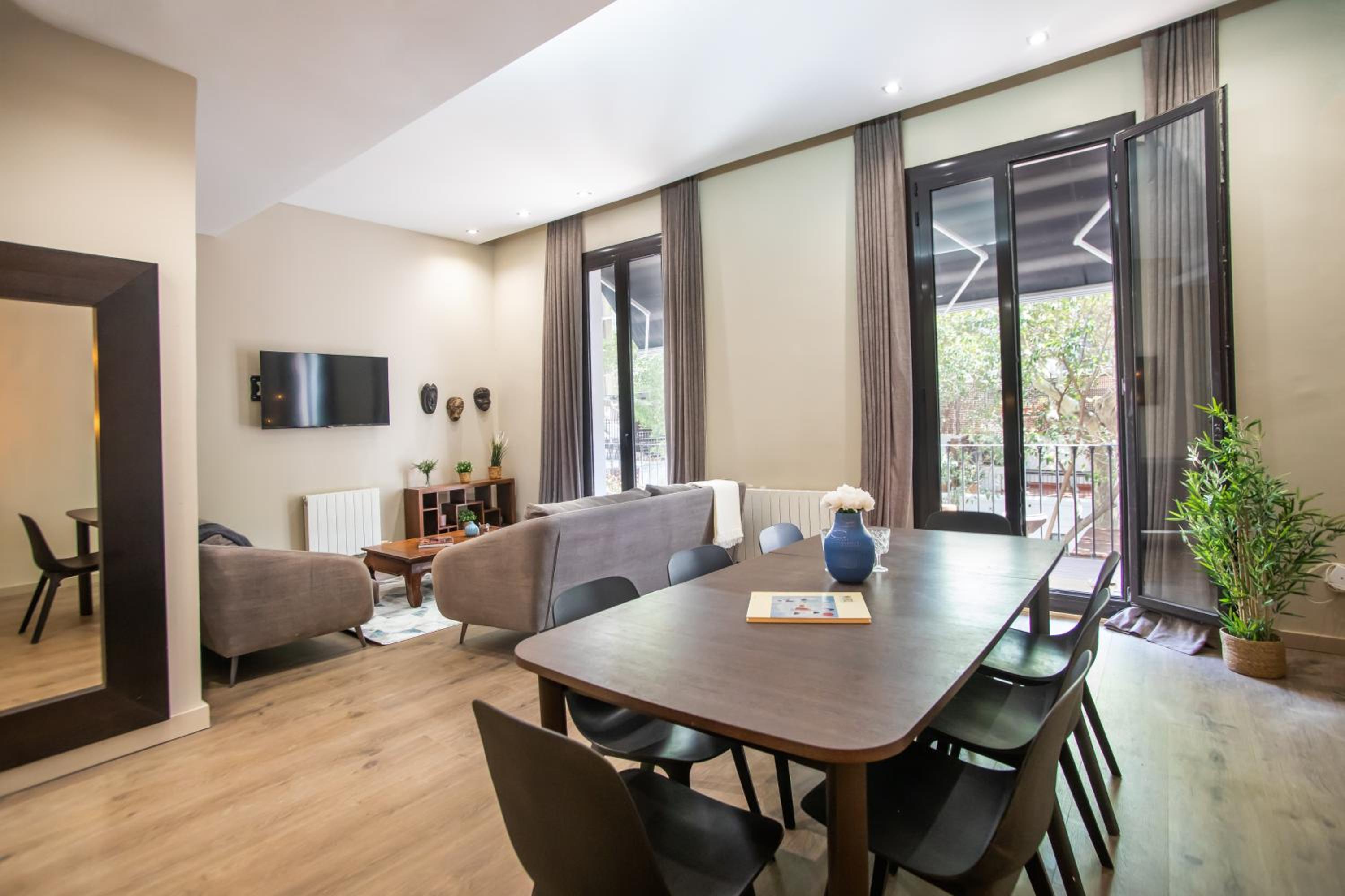Apartment with Terrace 10 photo 3