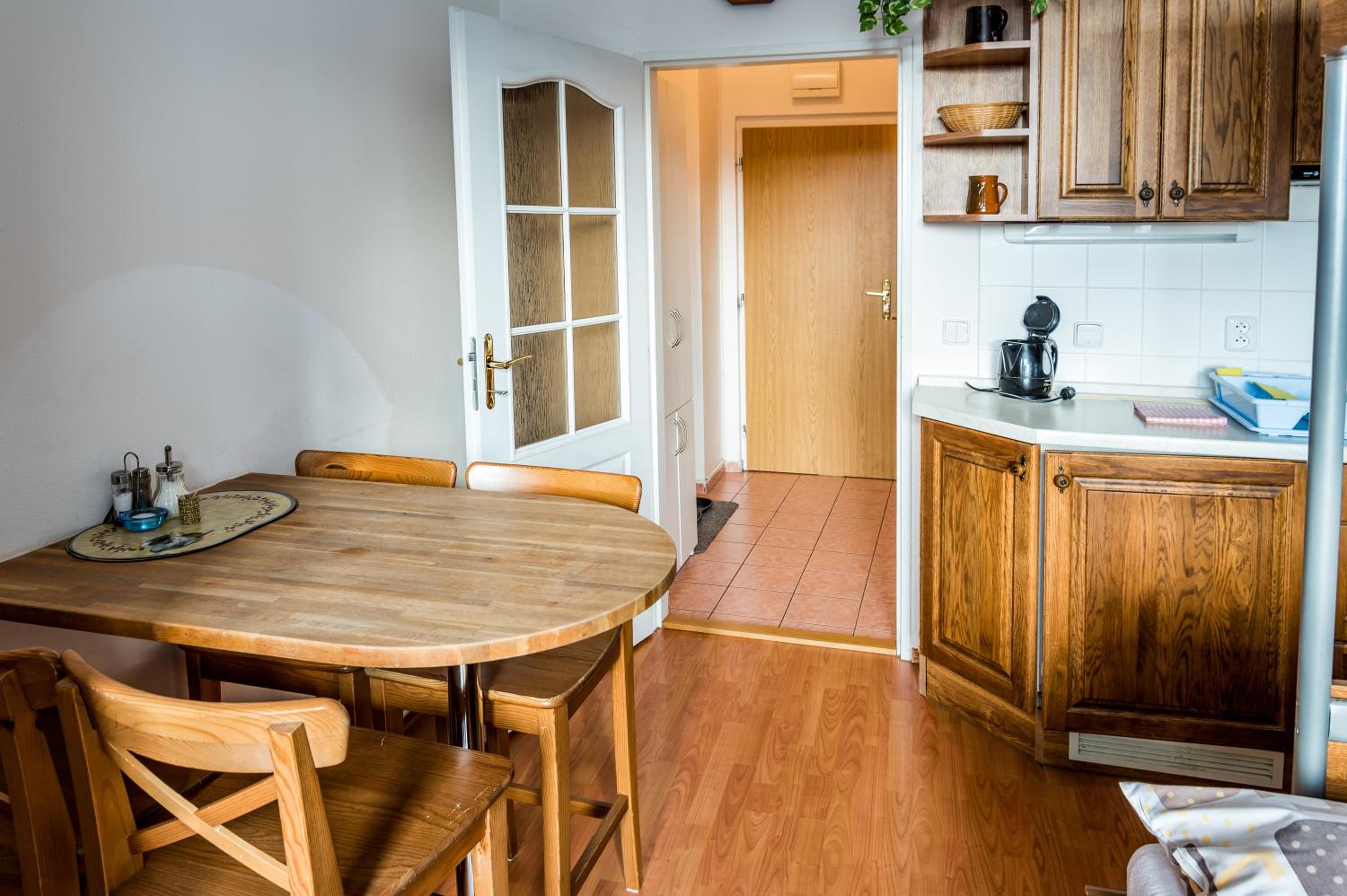 Apartment with Mountain View photo 2