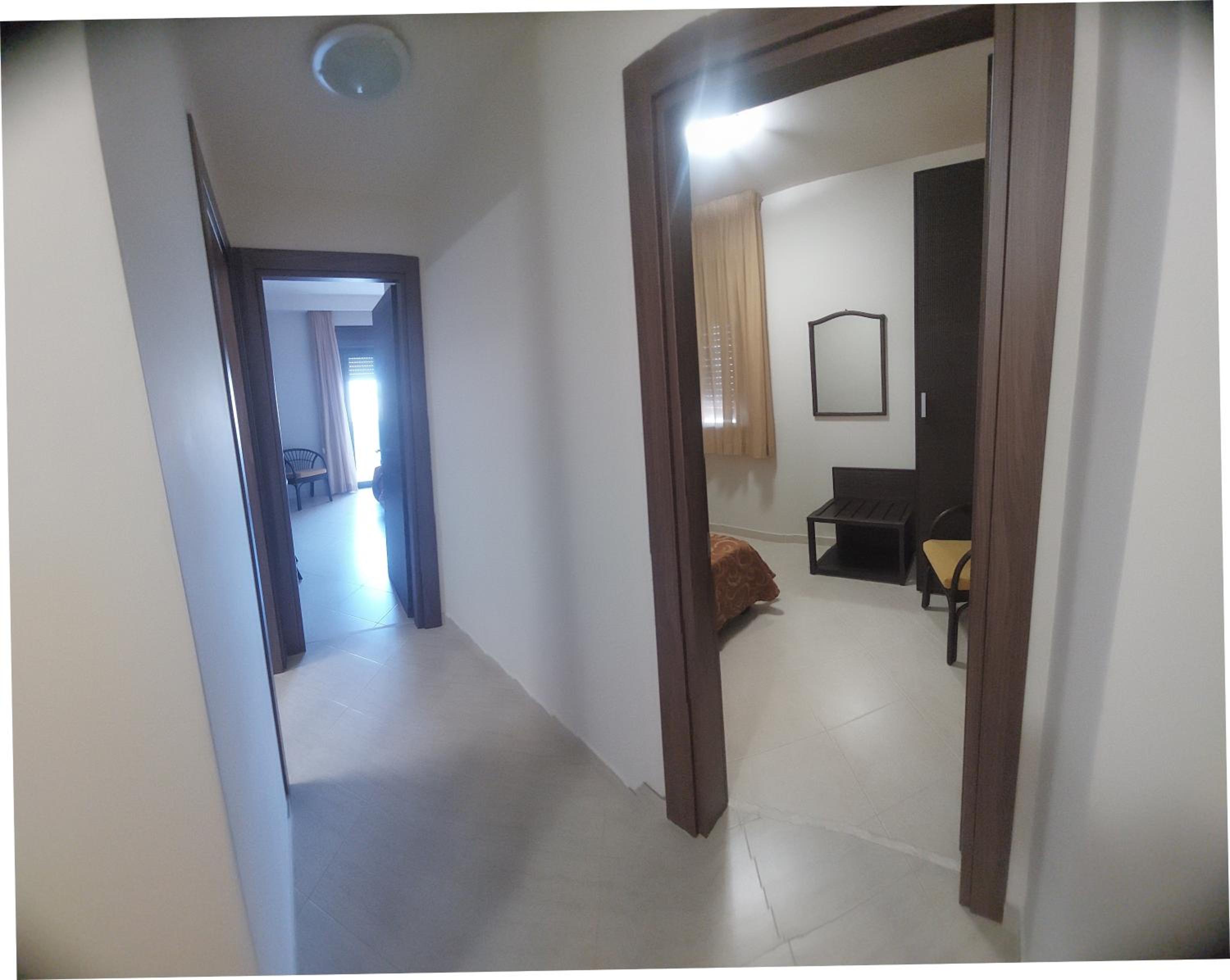 Family Suite - Photo 9