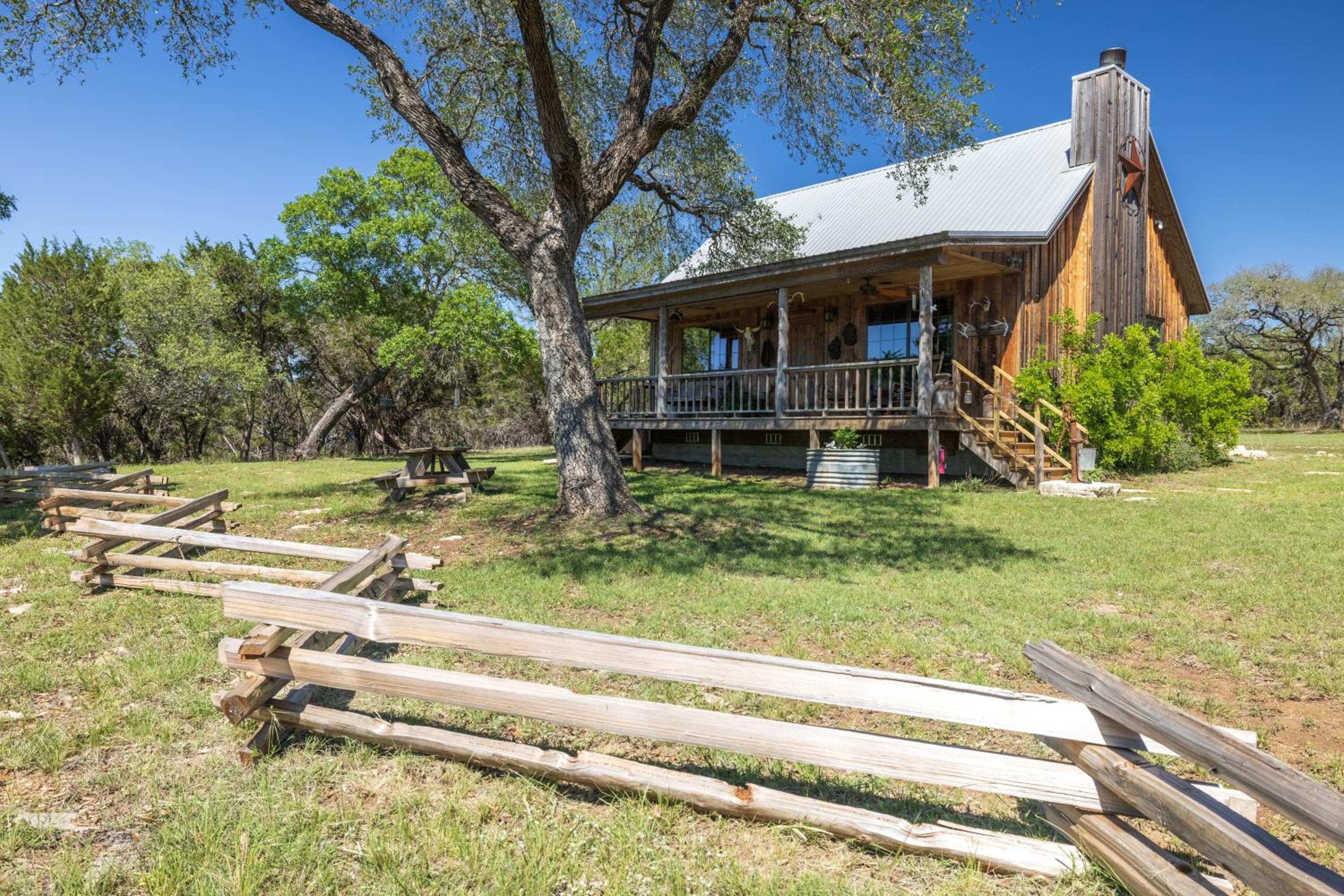 Two-Bedroom Cottage photo 3