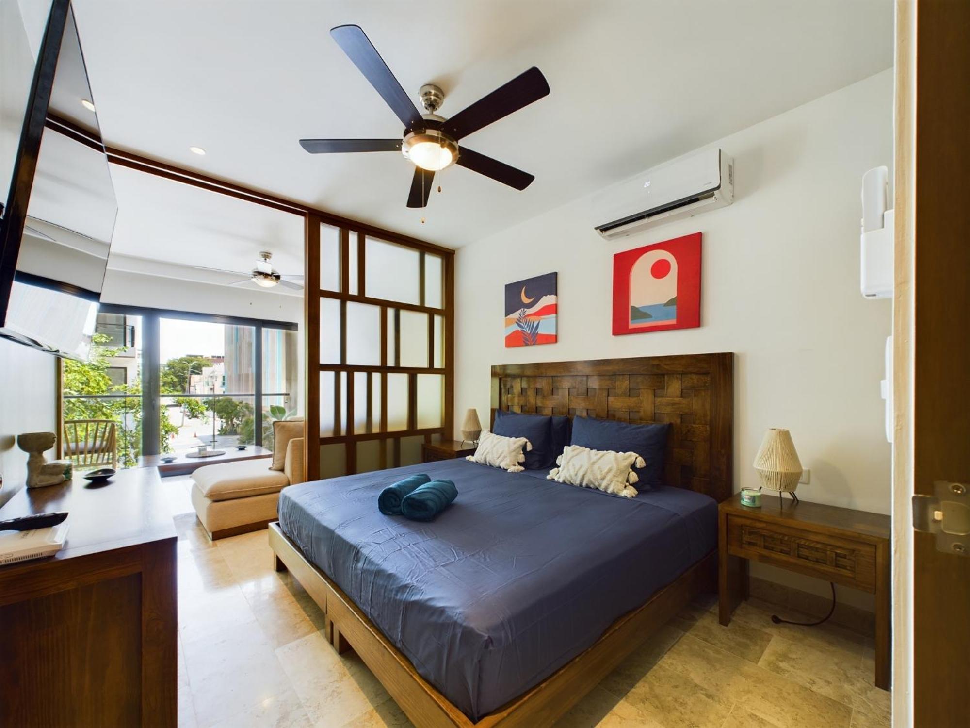 Studio Apartment