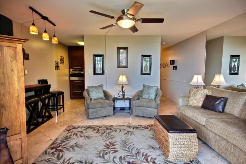 One-Bedroom Apartment photo 2