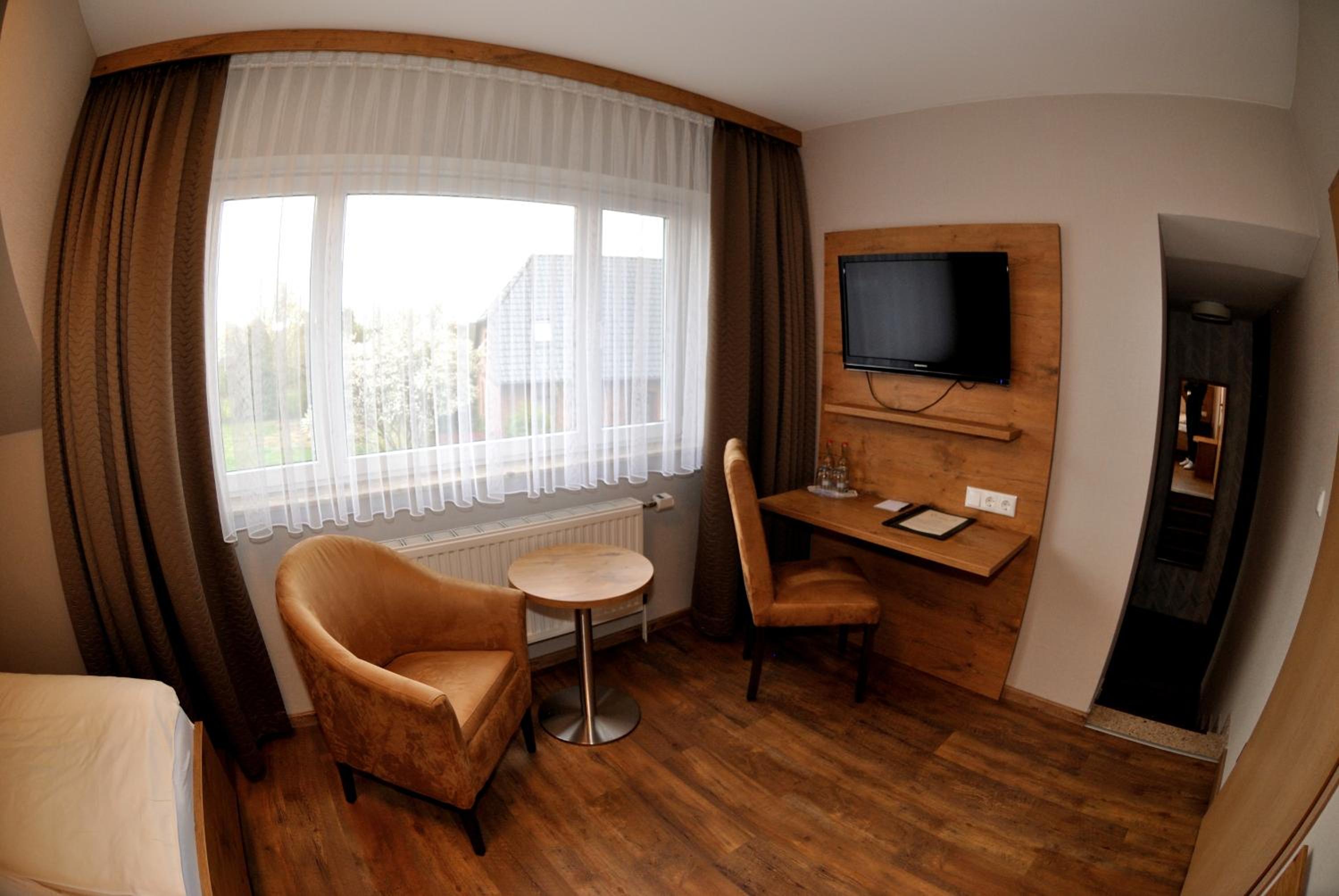 Standard Double Room - Photo 5