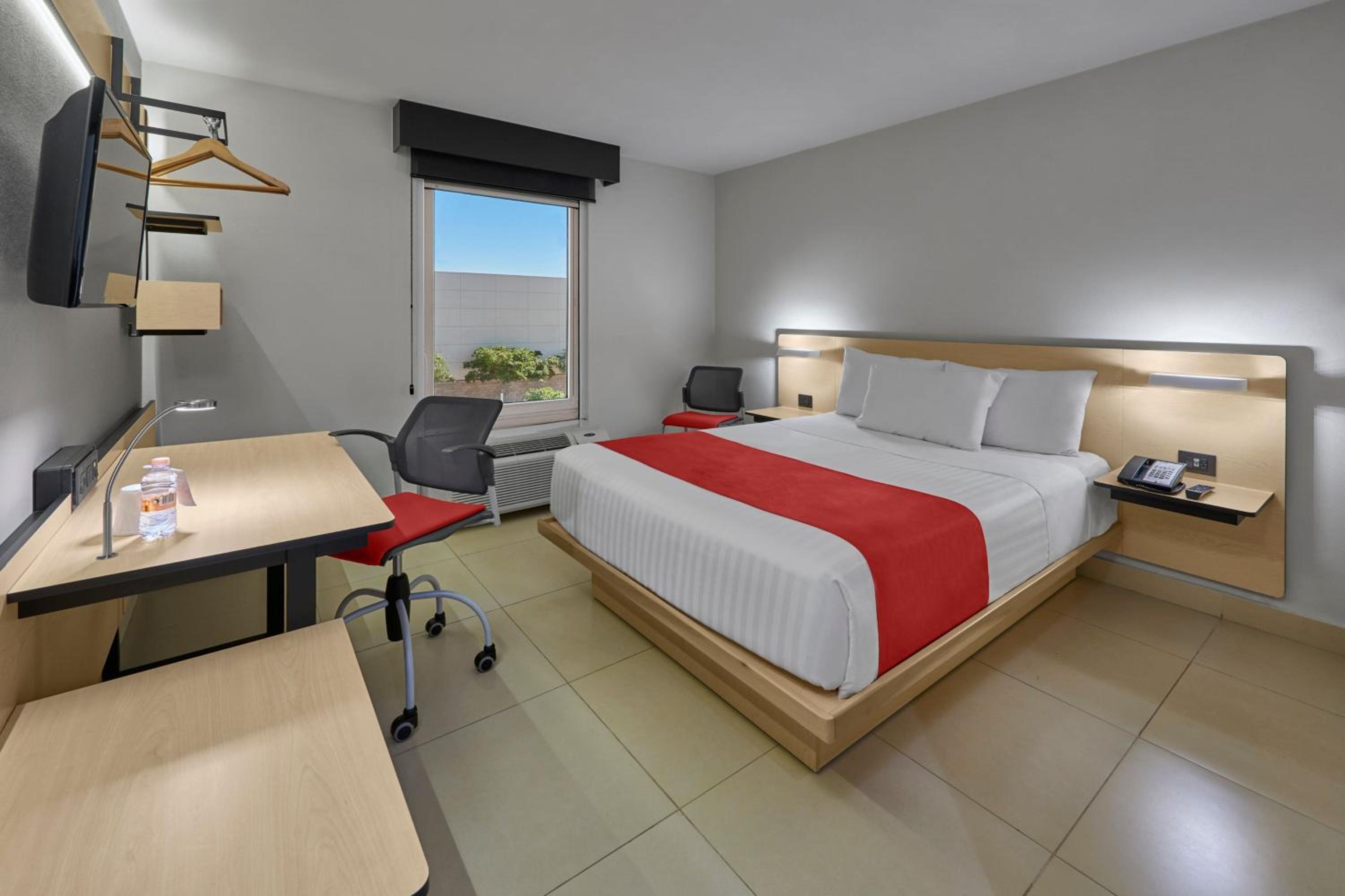 Queen Room
