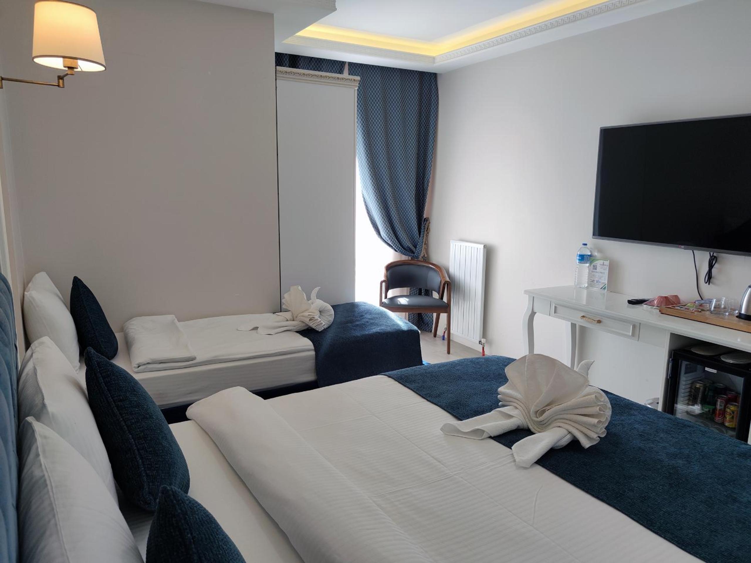 Deluxe Triple Room photo 1