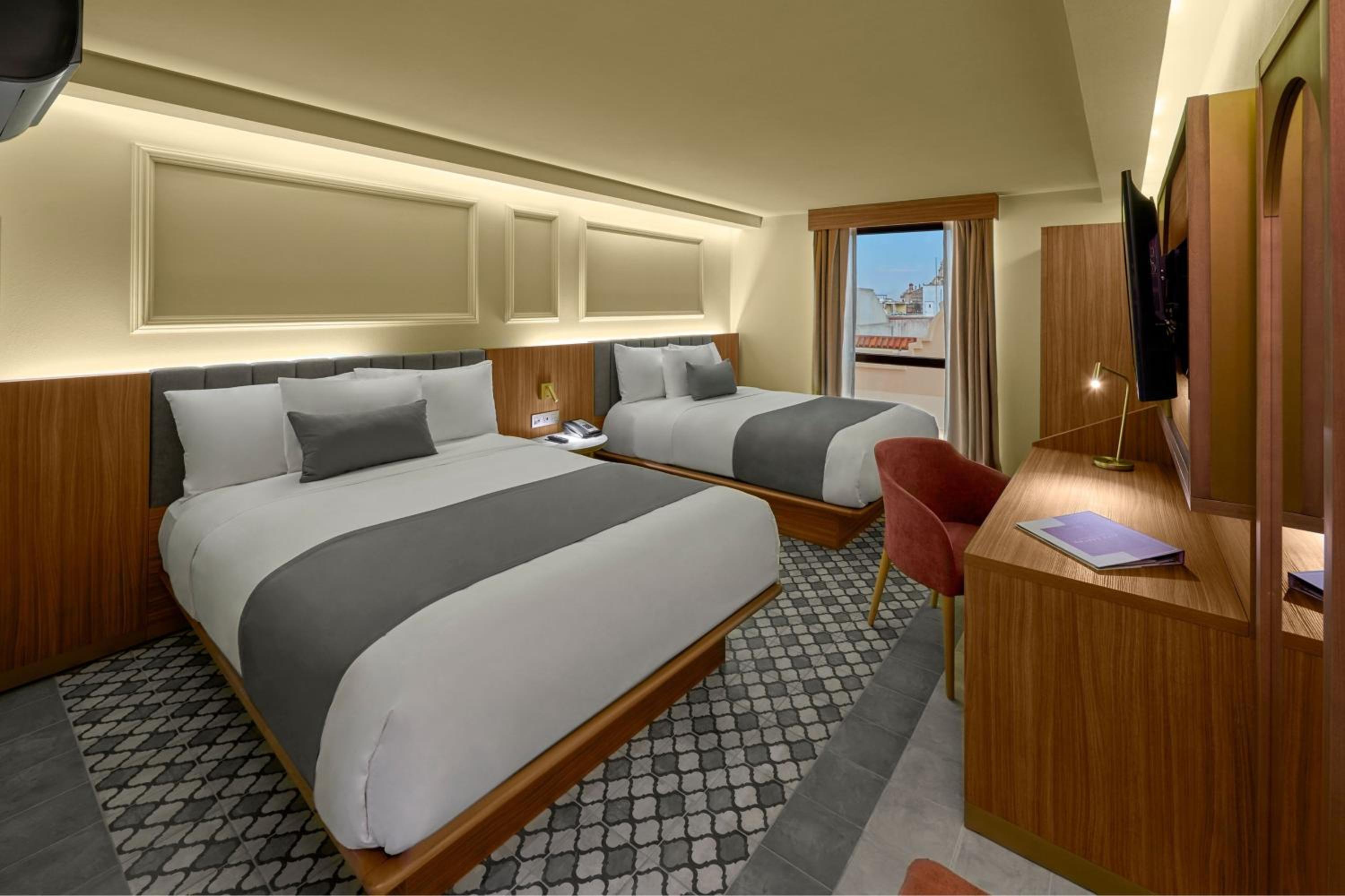 Queen Room