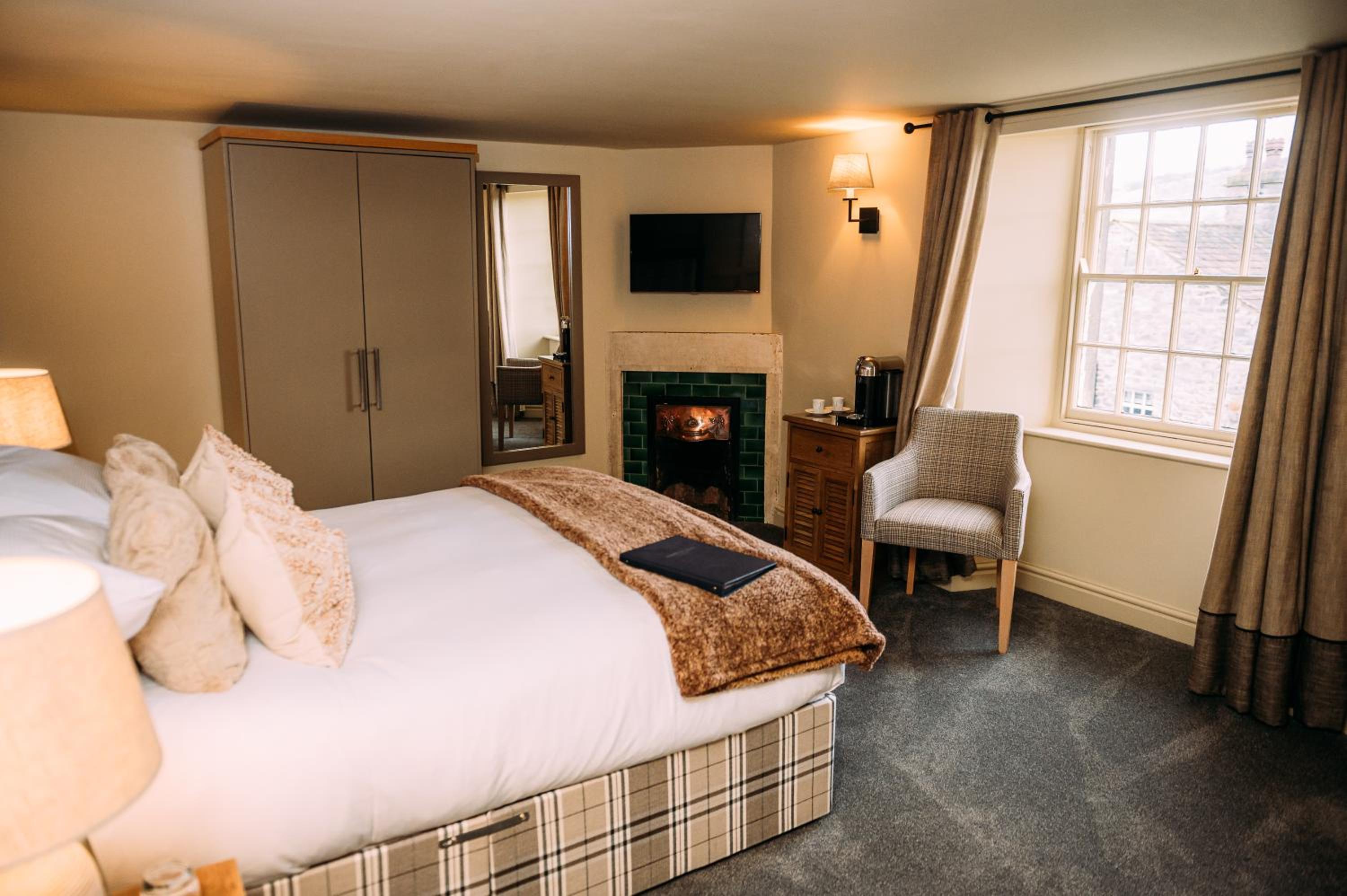 Deluxe Double Room - Photo 1
