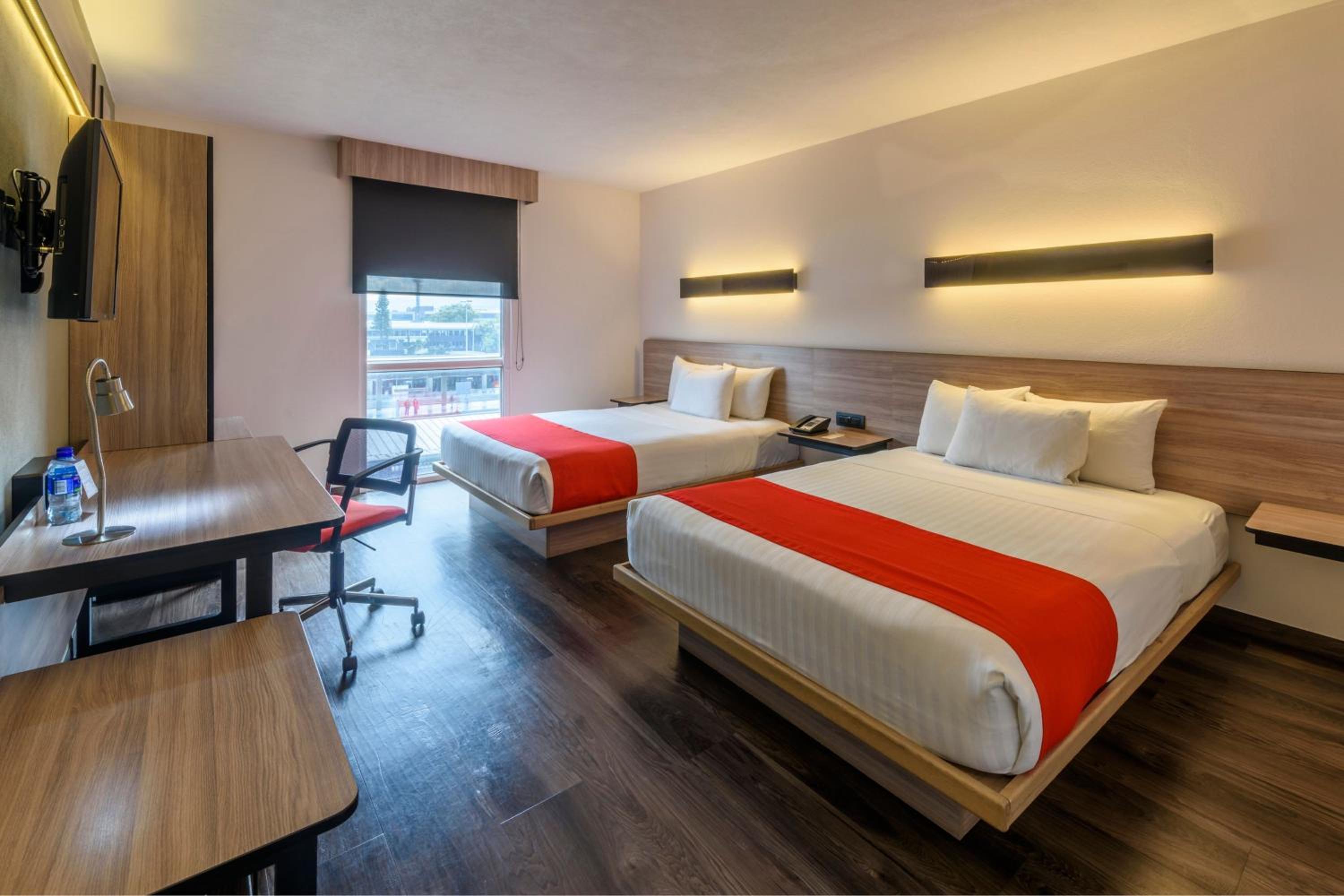 Double Room with Two Double Beds photo 1