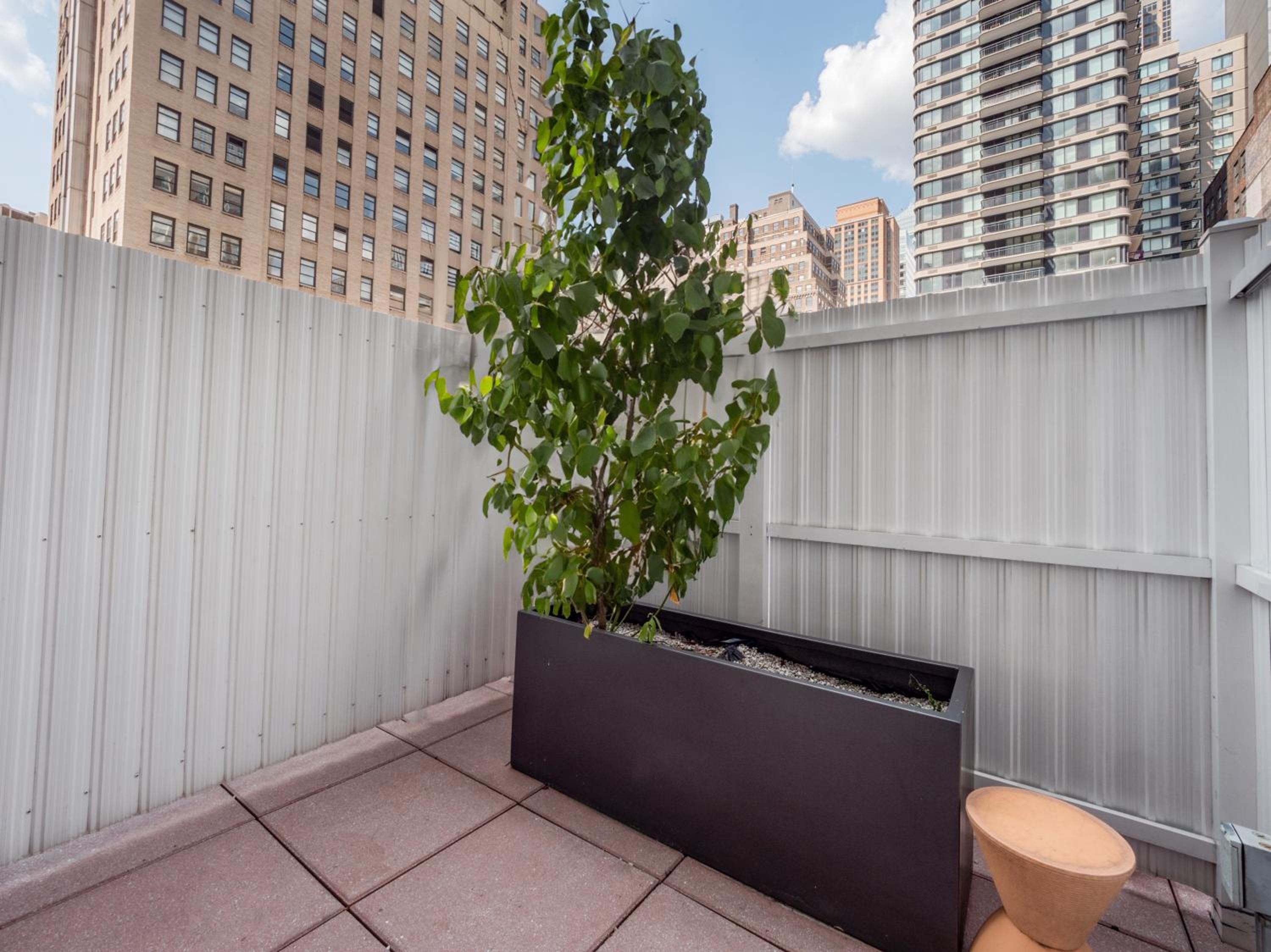 Two Double Beds, Deluxe, Balcony, Non-Smoking photo 3